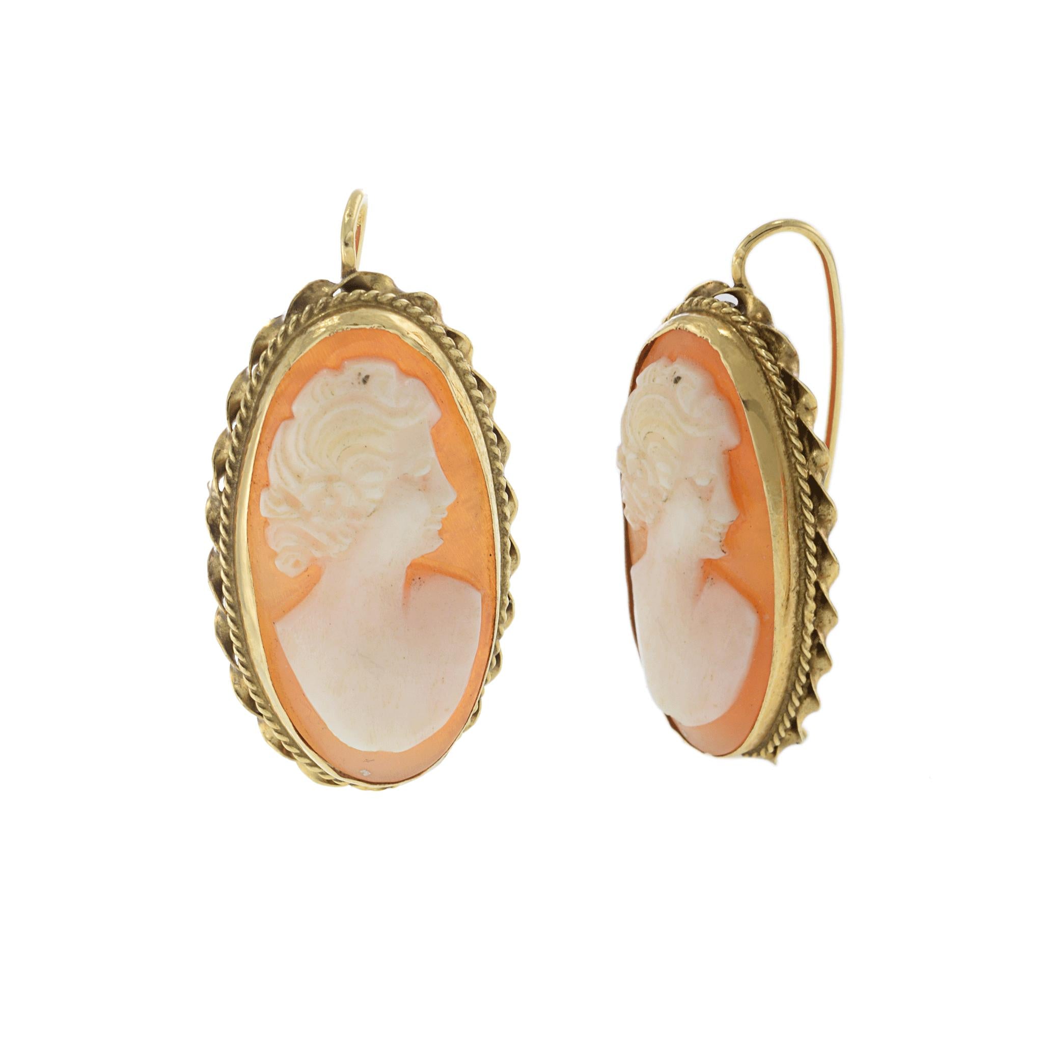Antique Victorian Era 14KT Yellow Gold Portrait Cameo Earrings