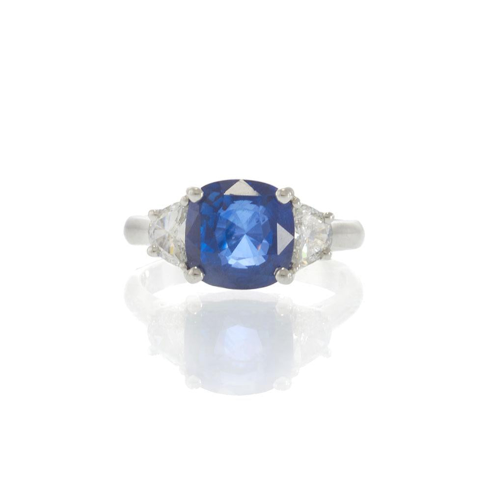 18KT White Gold Ceylon Sapphire and Diamond Ring