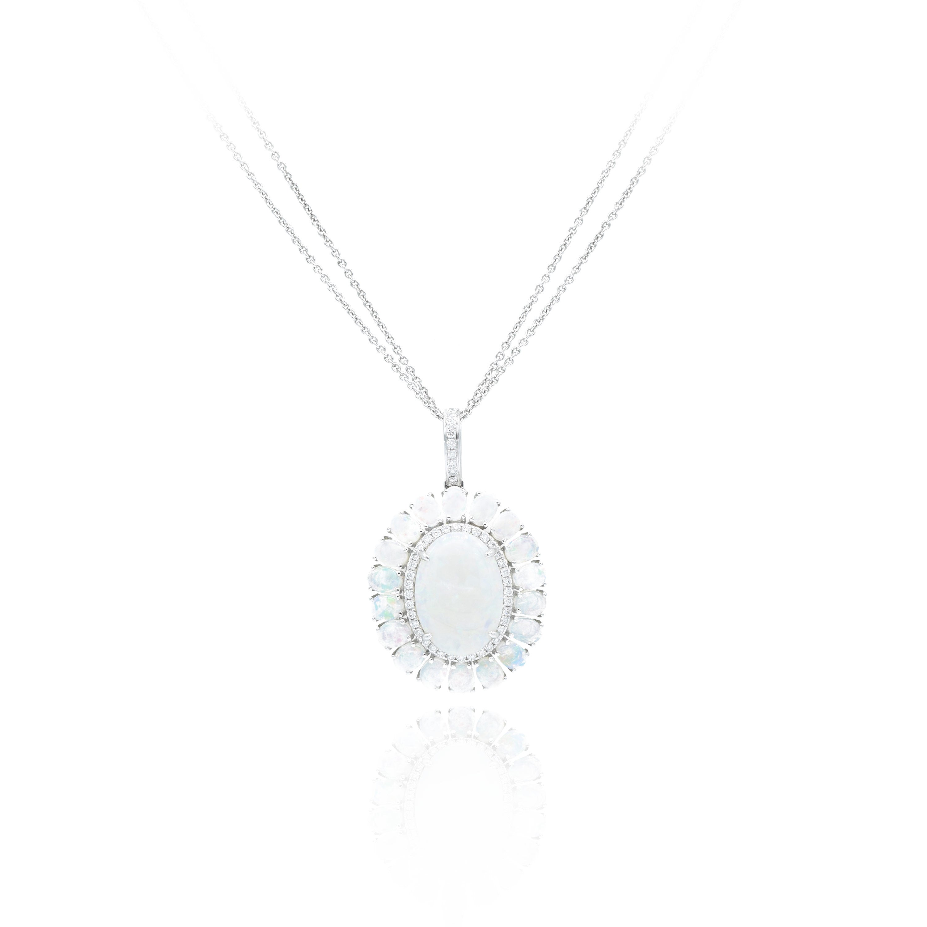18kt White Gold Opal Pendant