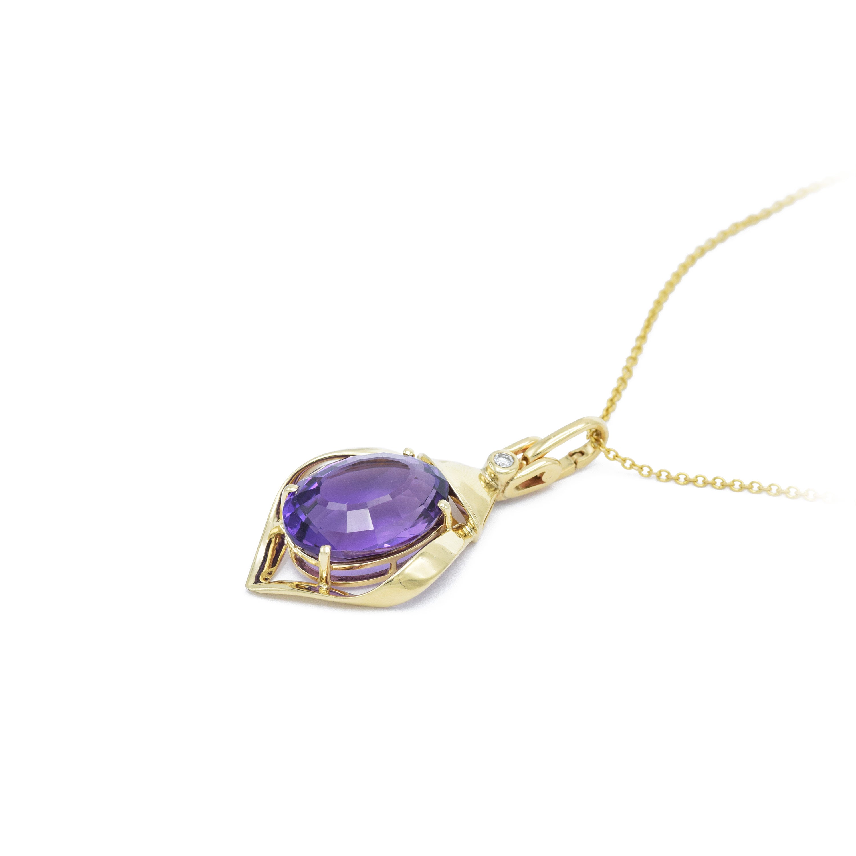 Estate 14KT Yellow Gold Amethyst Pendant