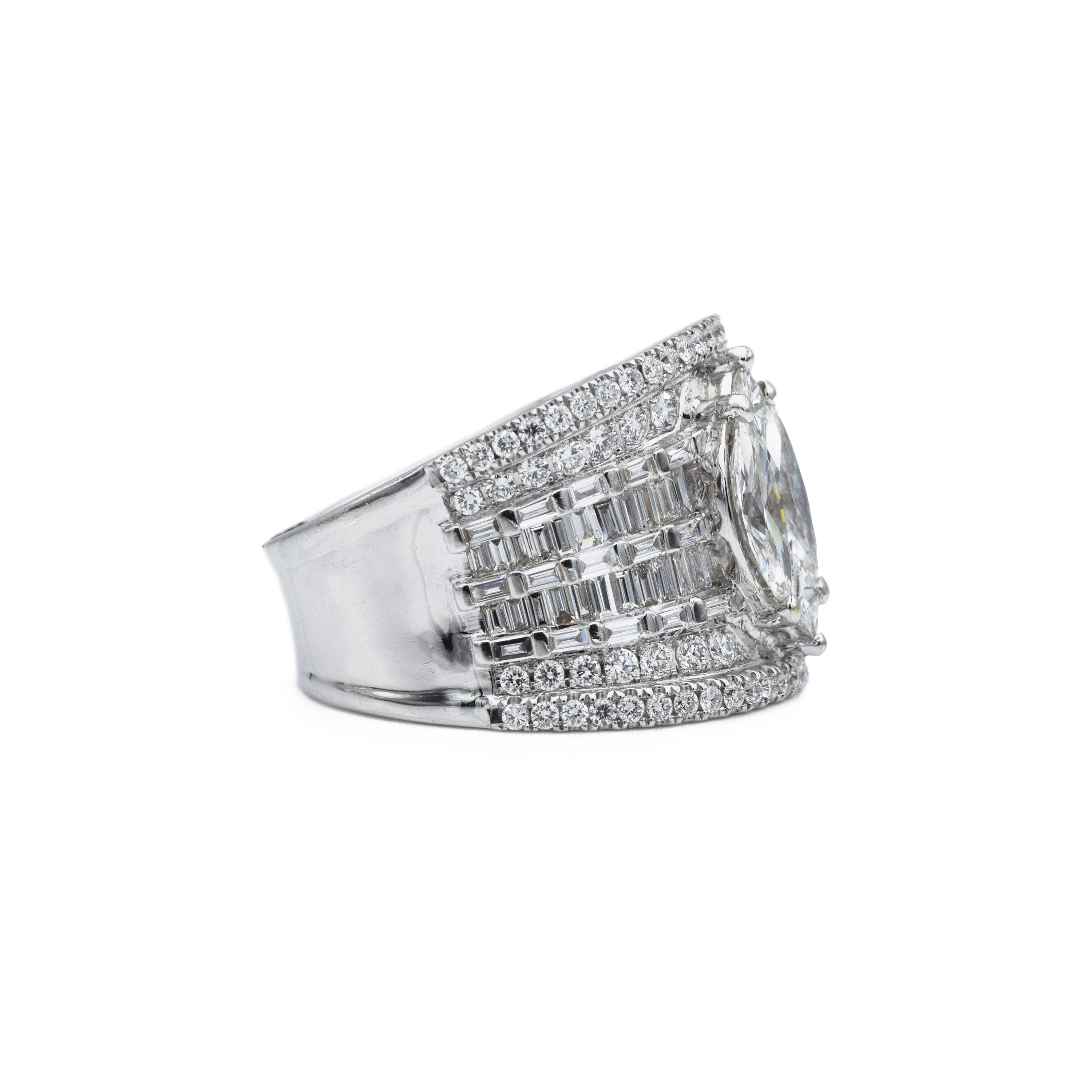 18kt White Gold Certified Diamond Ring
