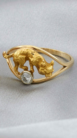 Vintage 1970s 14KT Yellow Gold Cat Ring with Diamond Center