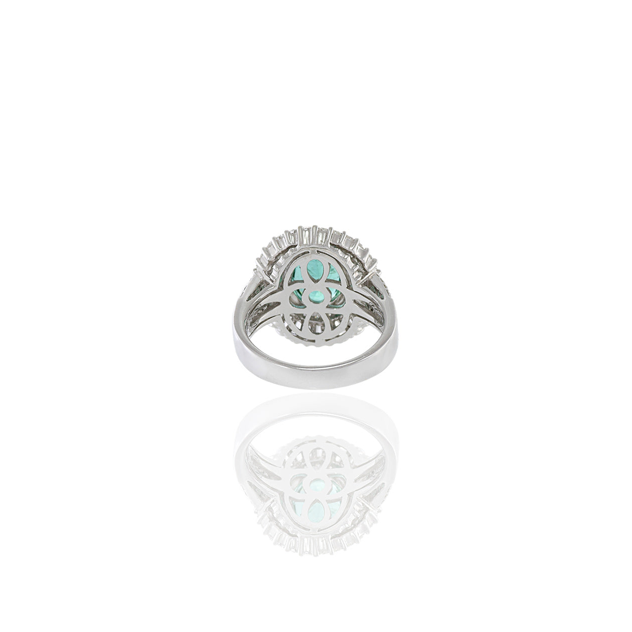 18KT White Gold Emerald And Diamond Ring