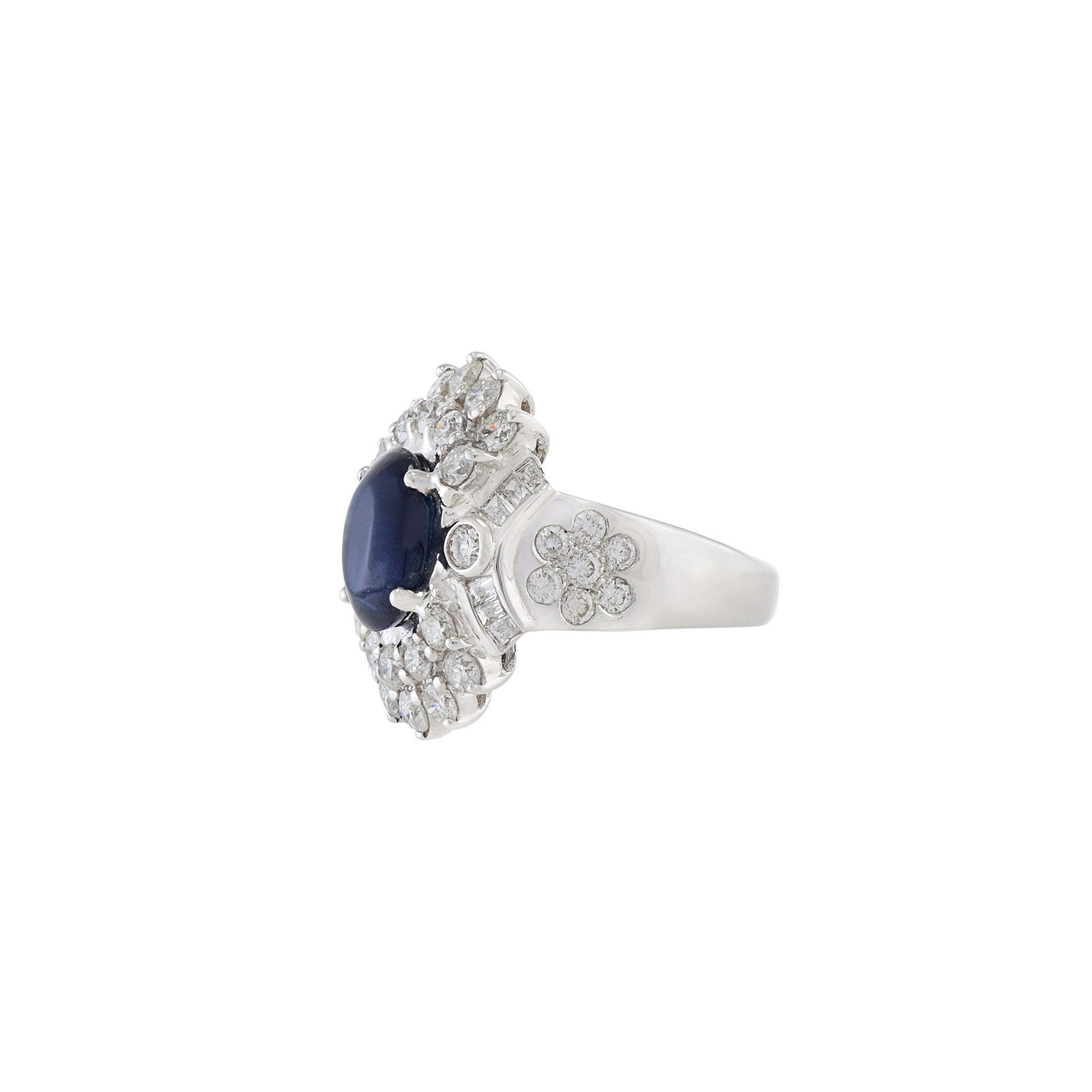 18KT White Gold Blue Sapphire And Diamond Cocktail Ring