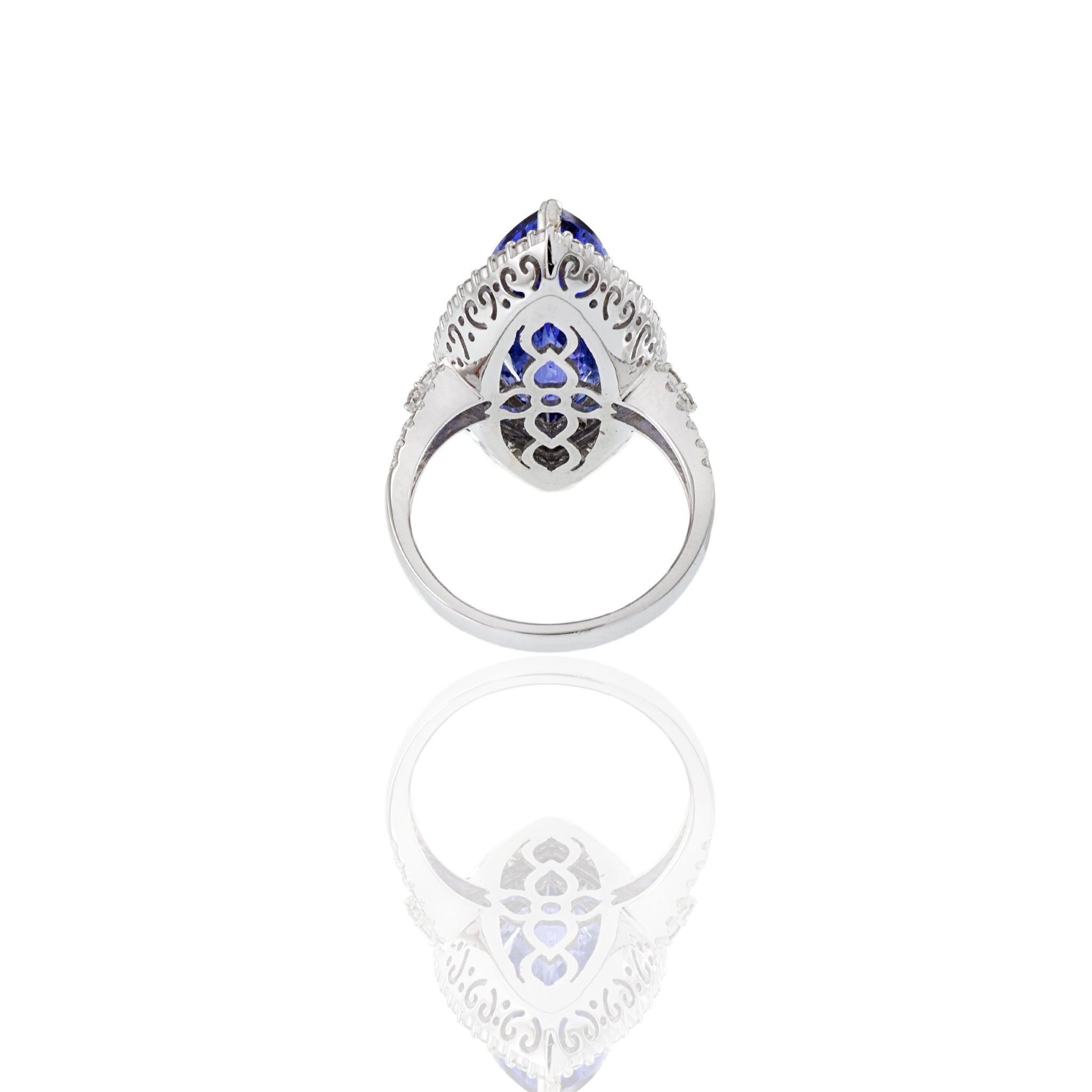 18KT White Gold Tanzanite And Diamond Ring