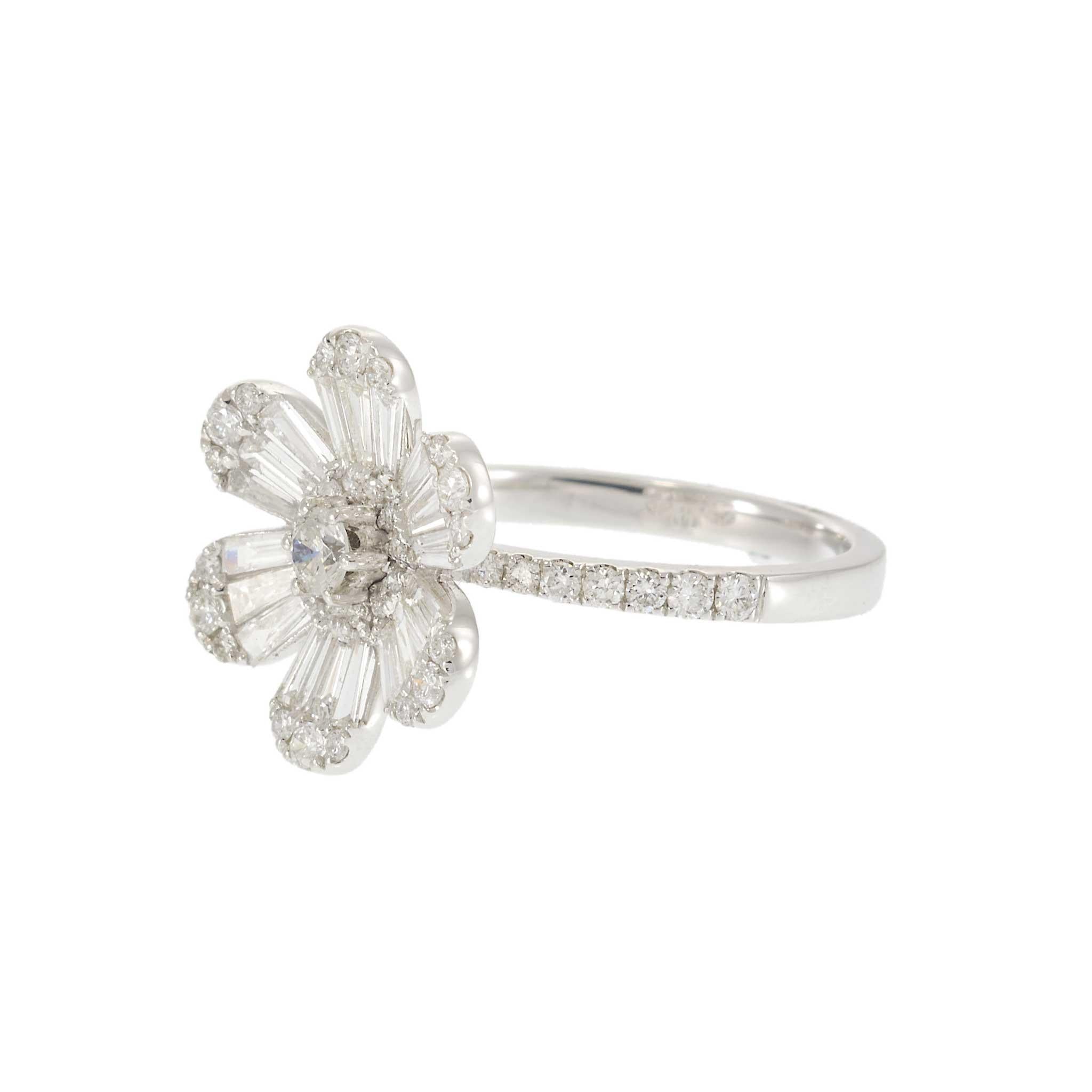18KT White Gold Diamond Six-Petal Flower Ring