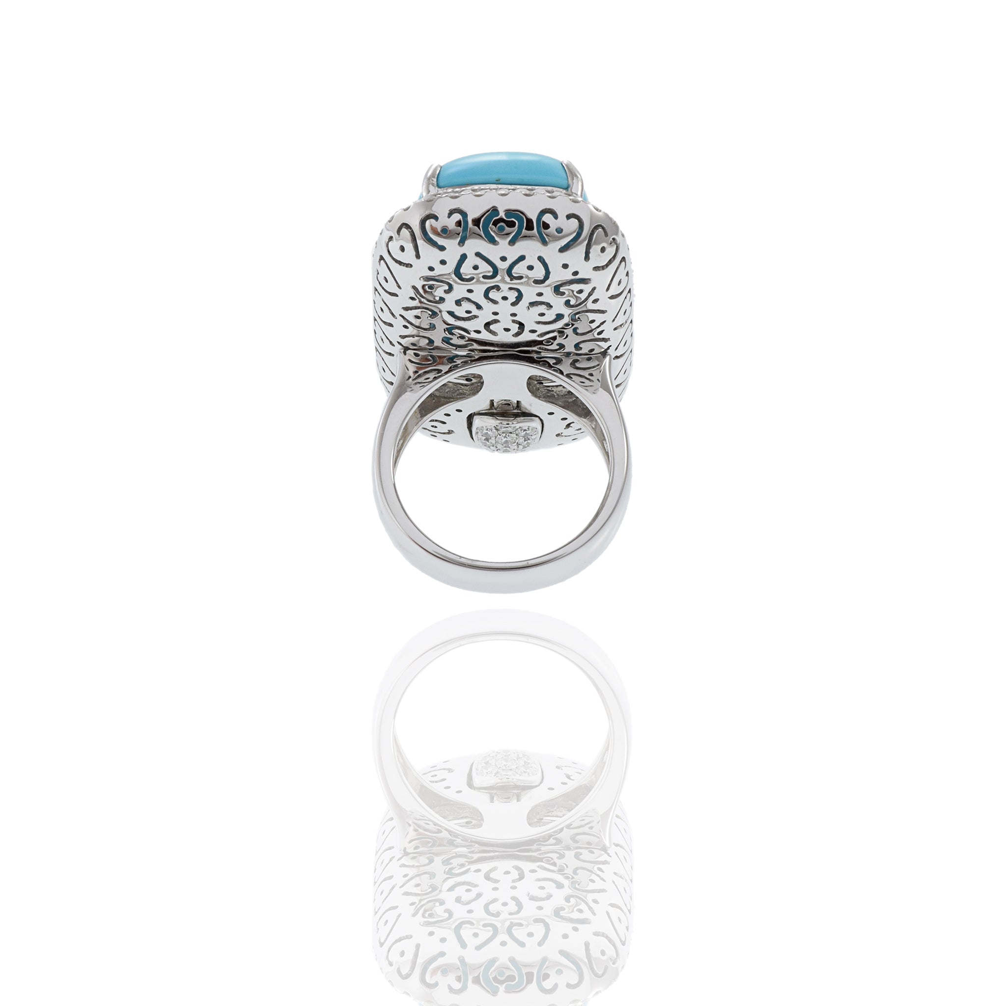 18KT White Gold Oblong Turquoise And Diamond Ring