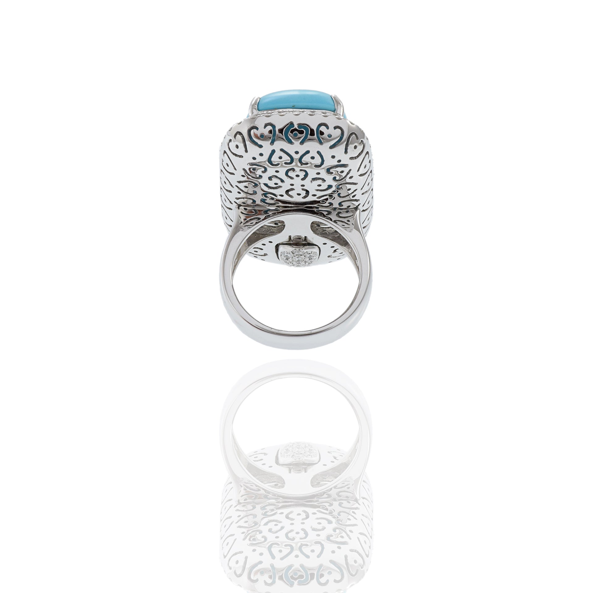 18KT White Gold Oblong Turquoise And Diamond Ring