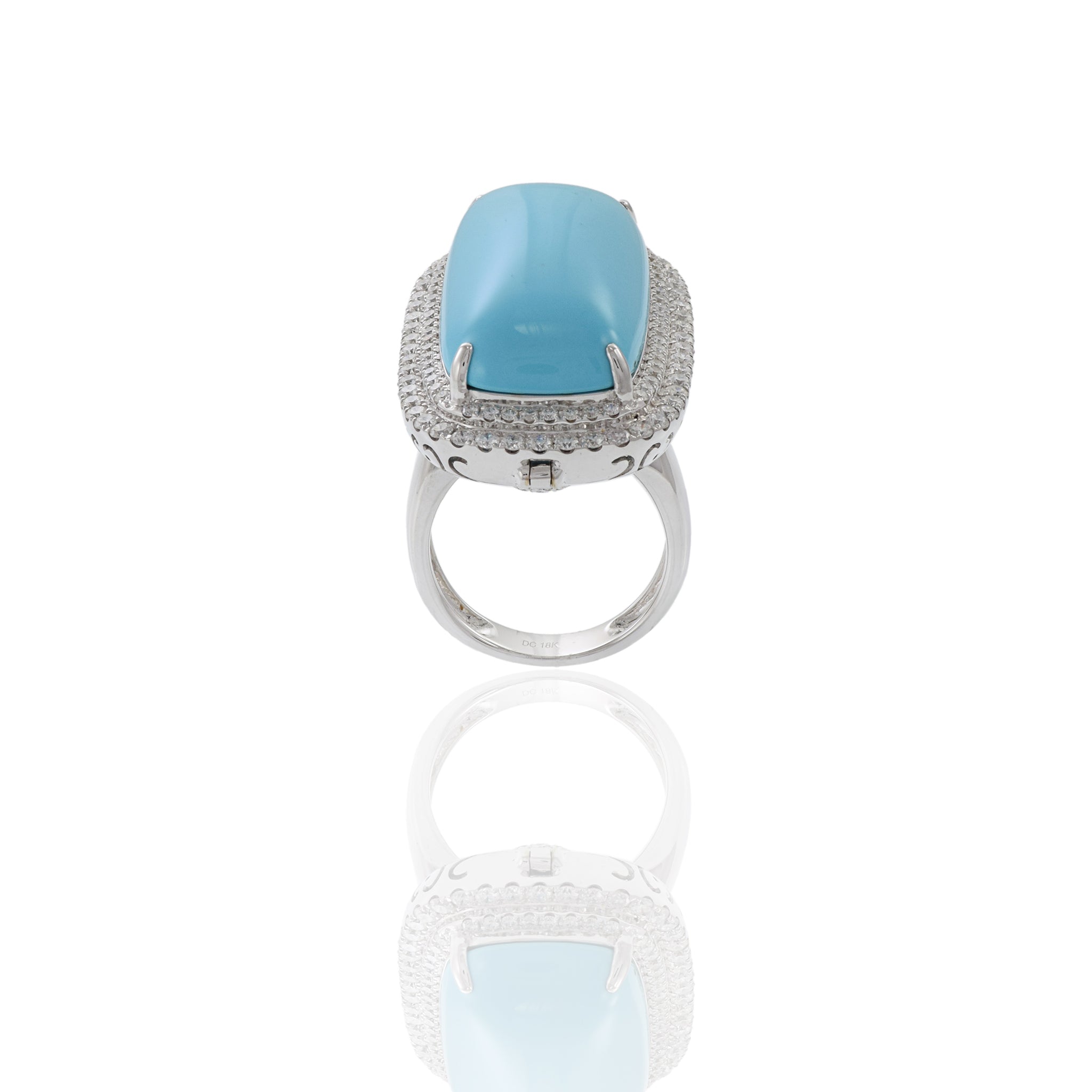 18KT White Gold Oblong Turquoise And Diamond Ring