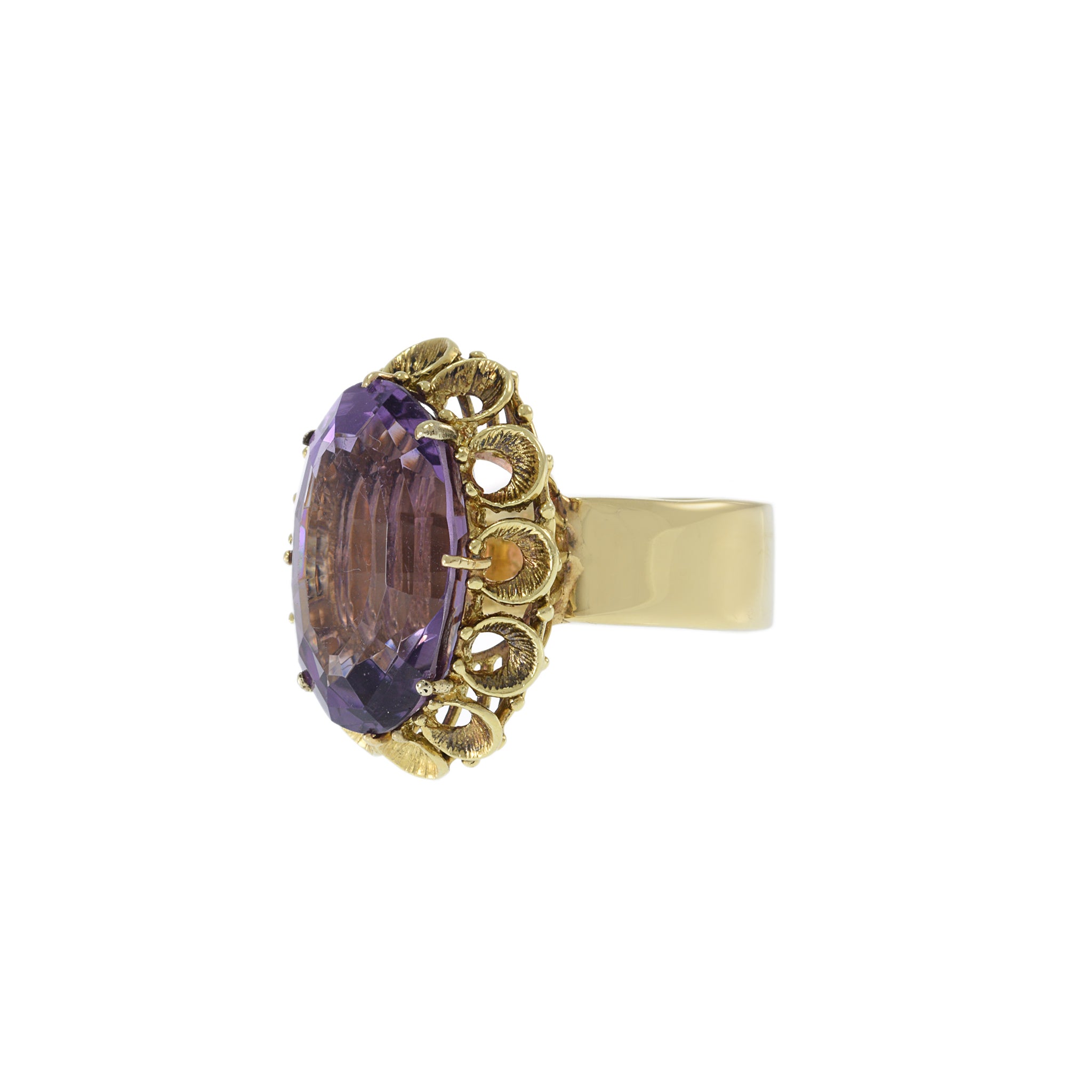 Estate Retro Era 14KT Yellow Gold Amethyst Ring