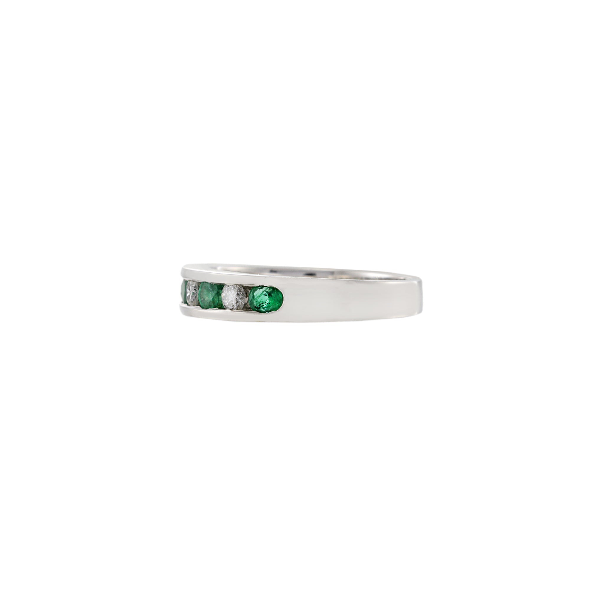 14KT White Gold Round Cut Diamond and Emerald Channel Set Ring