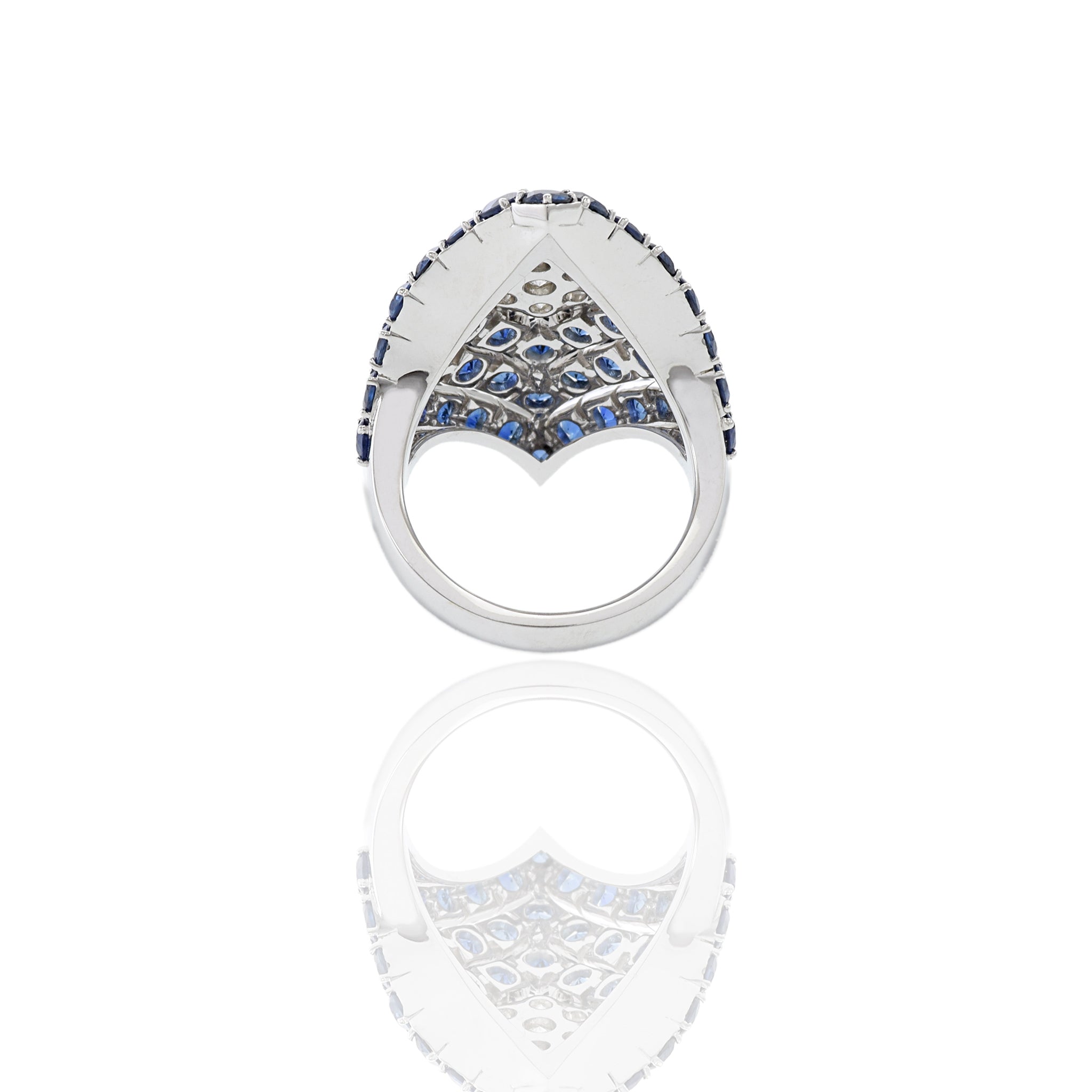 14KT White Gold Blue Sapphire And Diamond Flower Center Ring