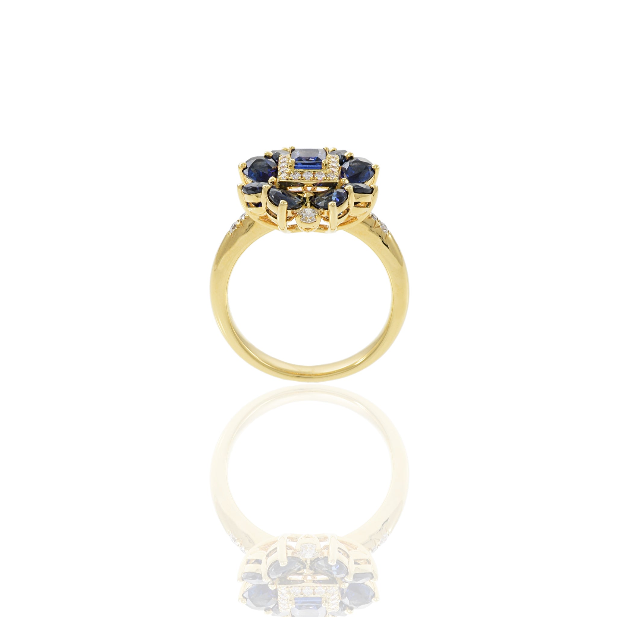 14KT Yellow Gold Blue Sapphire And Diamond Flower Ring