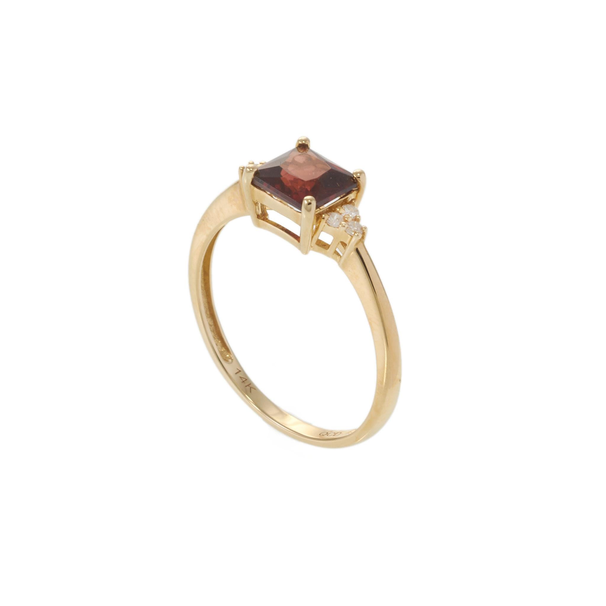 14KT Yellow Gold Square Garnet and Diamond Ring