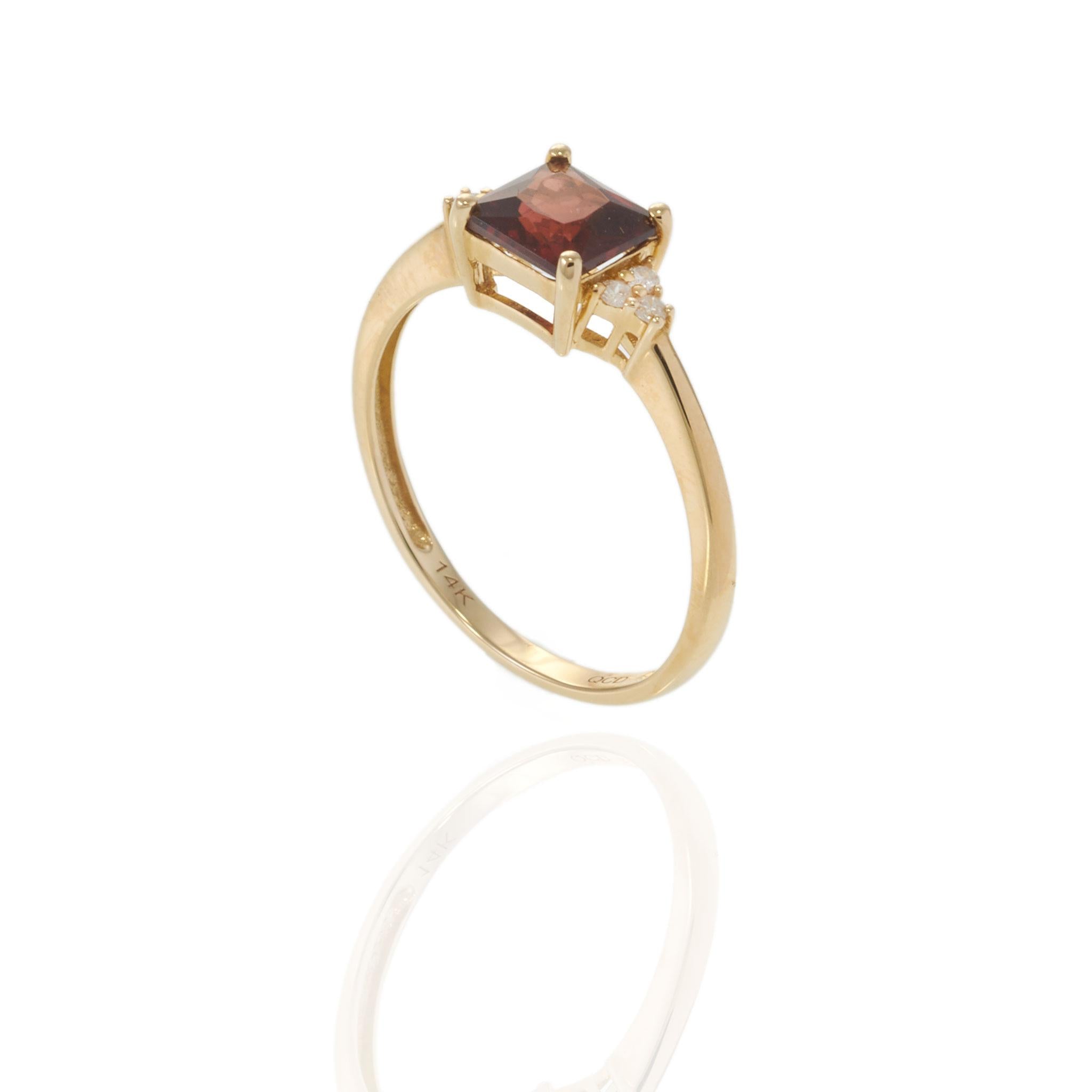 14KT Yellow Gold Square Garnet and Diamond Ring