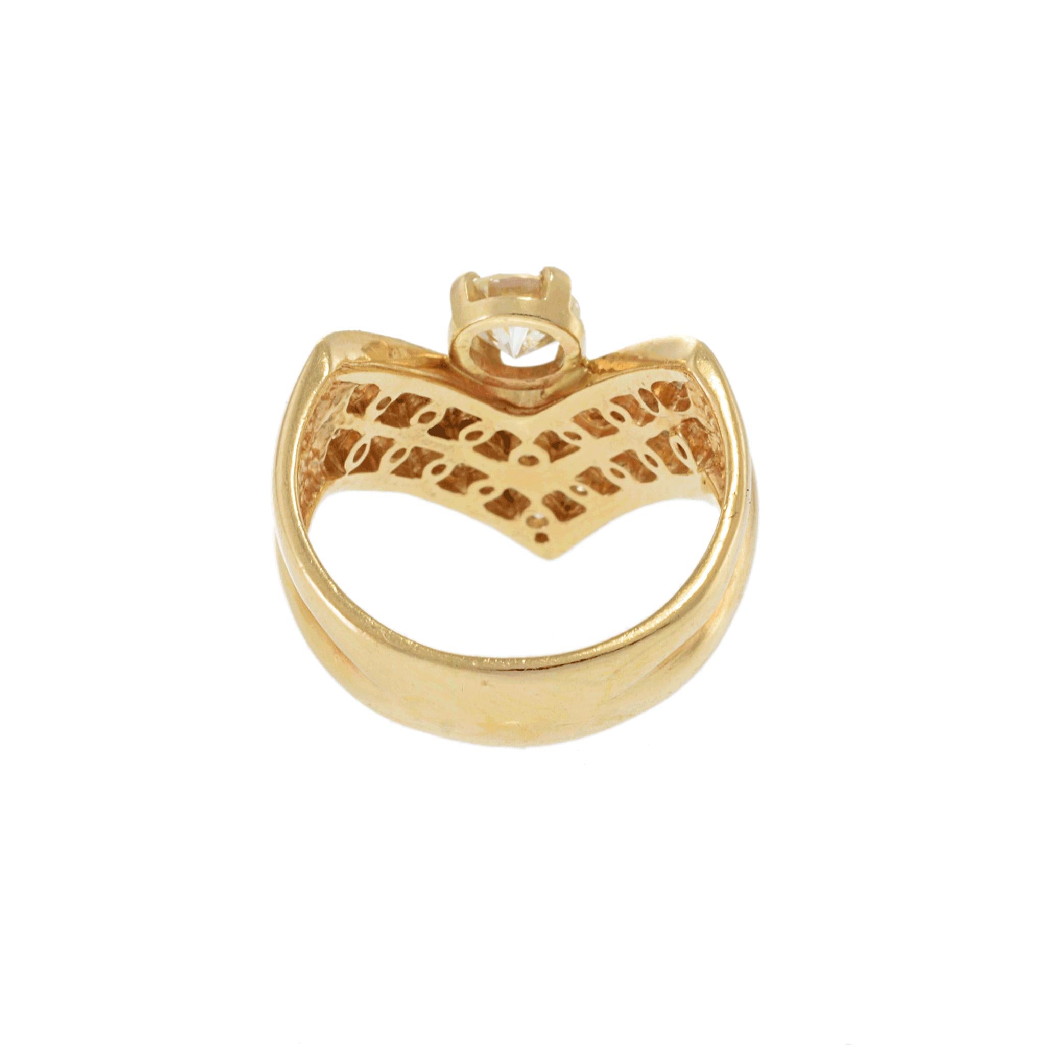 Vintage Retro Era 14KT Yellow Gold Chevron Design Diamond Ring