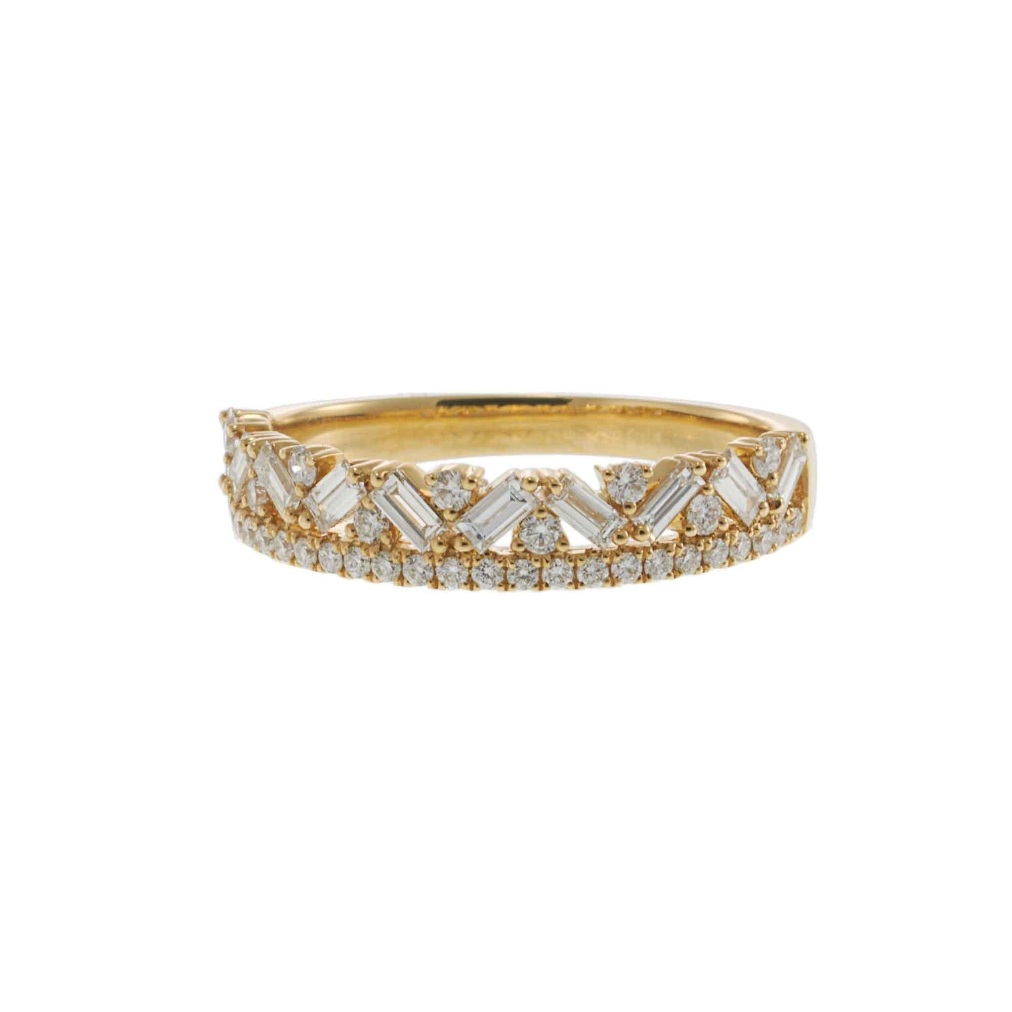 18KT Yellow Gold Round and Baguette Diamond Fancy Design Ring