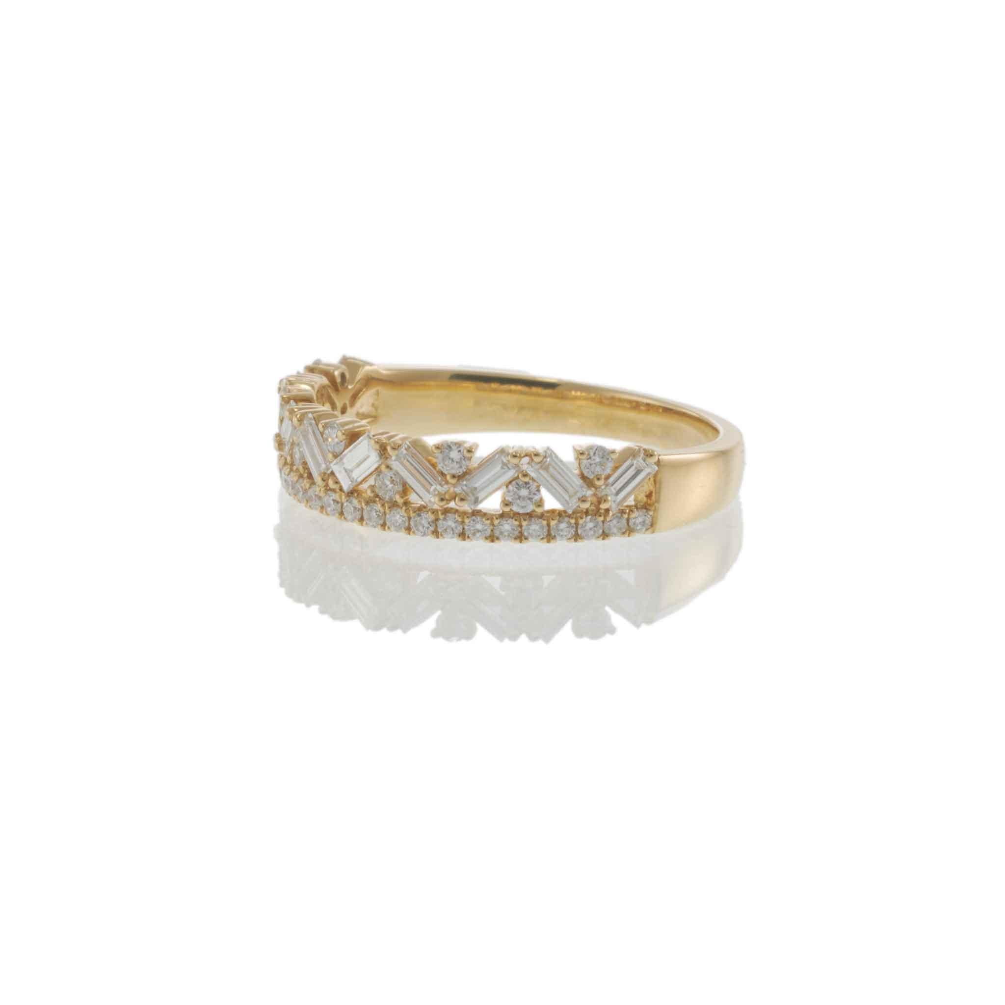 18KT Yellow Gold Round and Baguette Diamond Fancy Design Ring