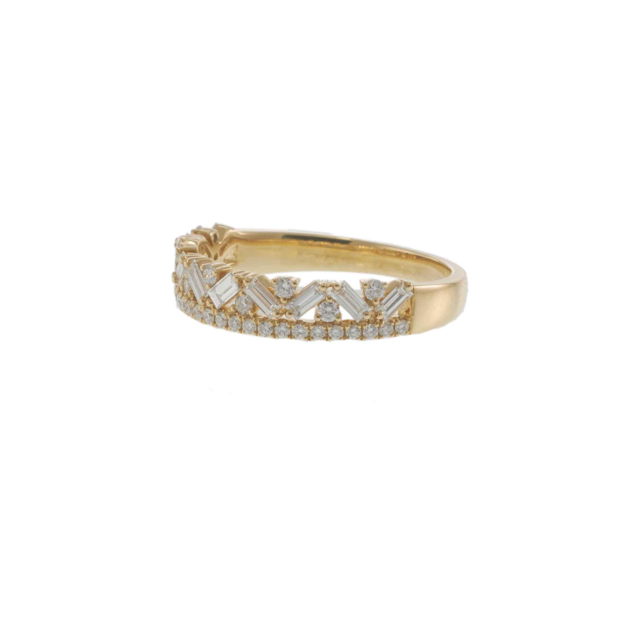 18KT Yellow Gold Round and Baguette Diamond Fancy Design Ring