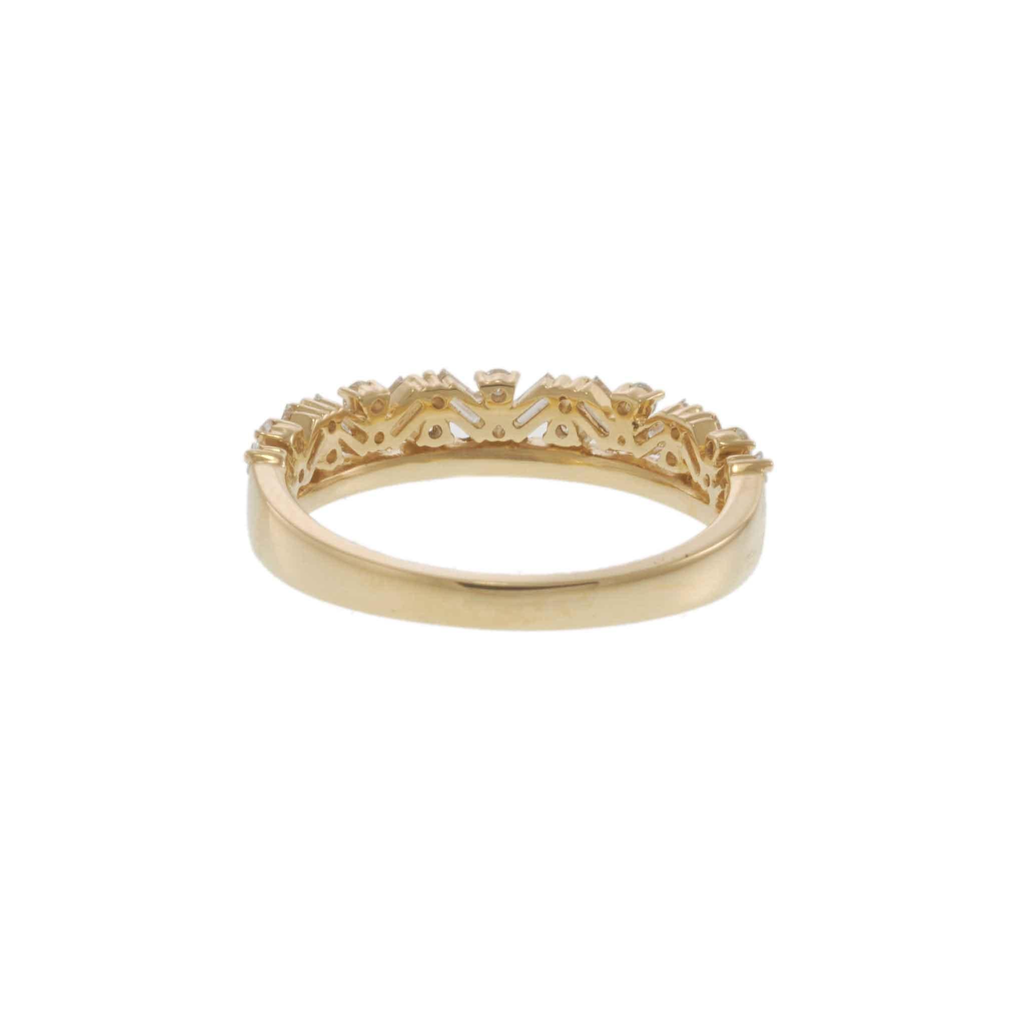 18KT Yellow Gold Round and Baguette Diamond Fancy Design Ring