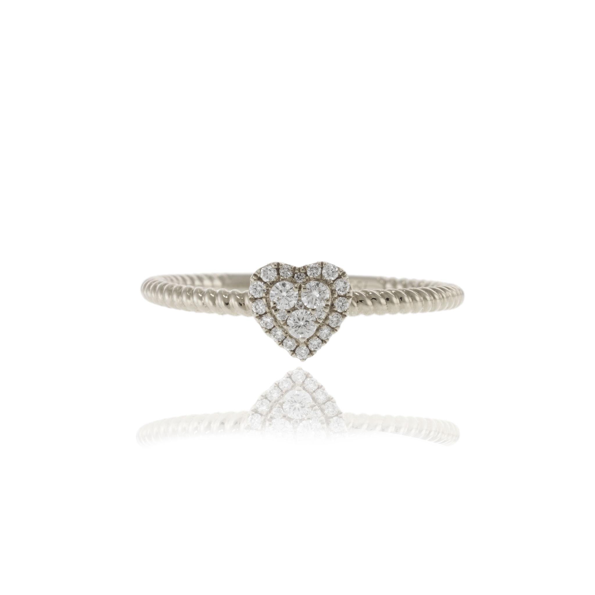 18KT White Gold Diamond Heart Ring