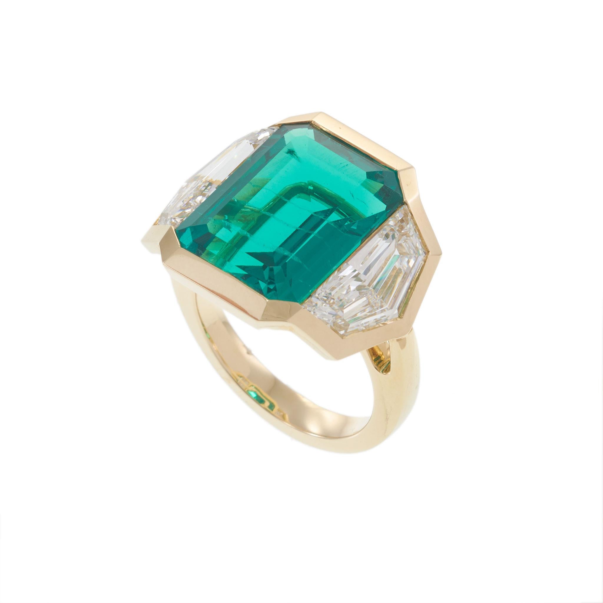 14KT Yellow Gold Lab Grown Emerald and Trapezoid Diamond Cocktail Ring