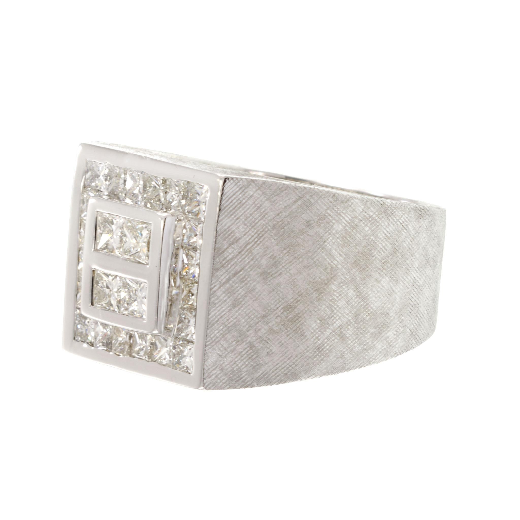 18KT White Gold Princess Cut Diamond Signet Ring 2.60CT-TW
