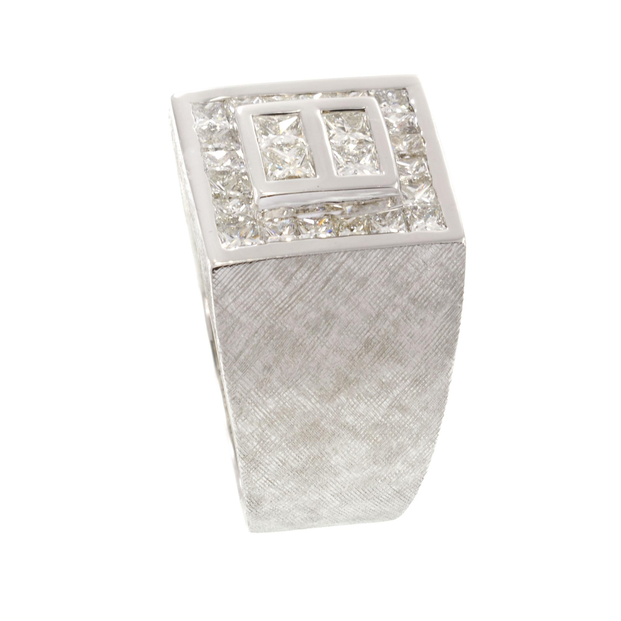18KT White Gold Princess Cut Diamond Signet Ring 2.60CT-TW