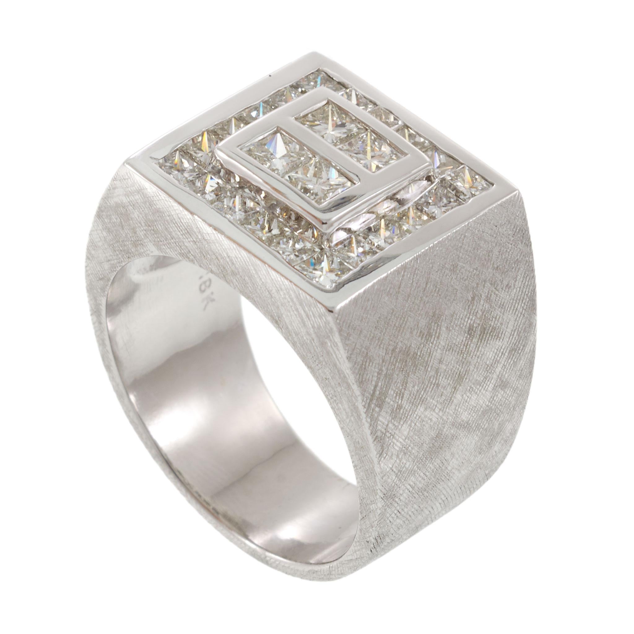 18KT White Gold Princess Cut Diamond Signet Ring 2.60CT-TW
