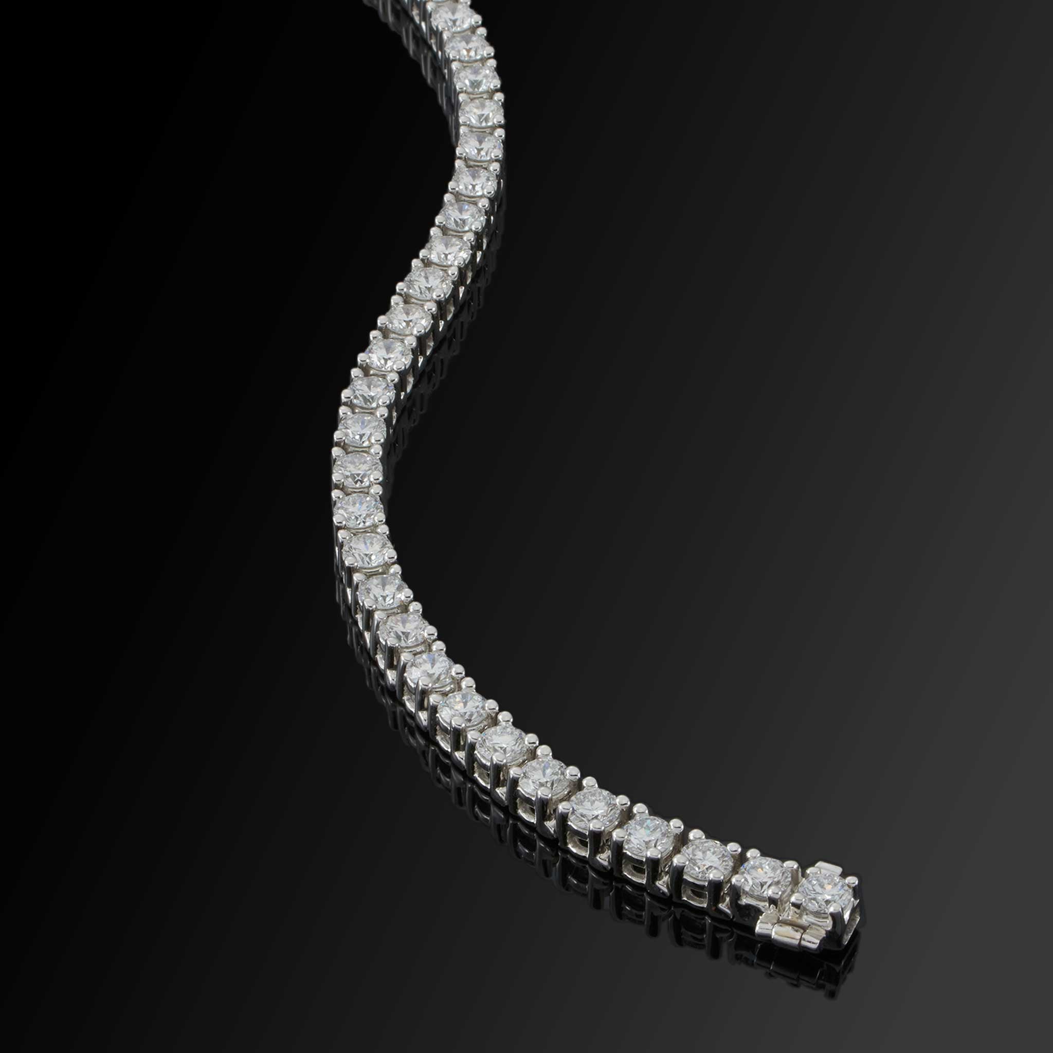 Platinum Diamond Tennis Bracelet