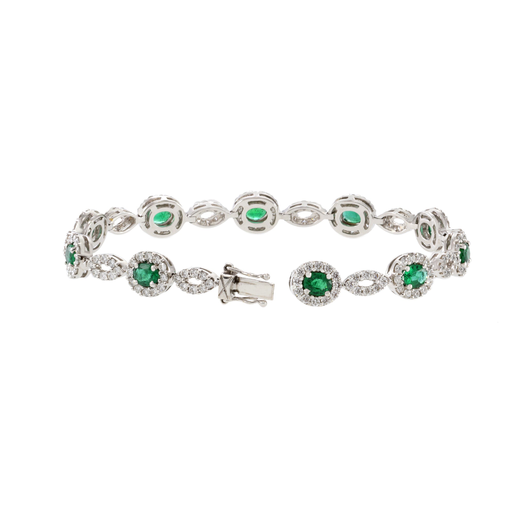 18kt White Gold Emerald Bracelet