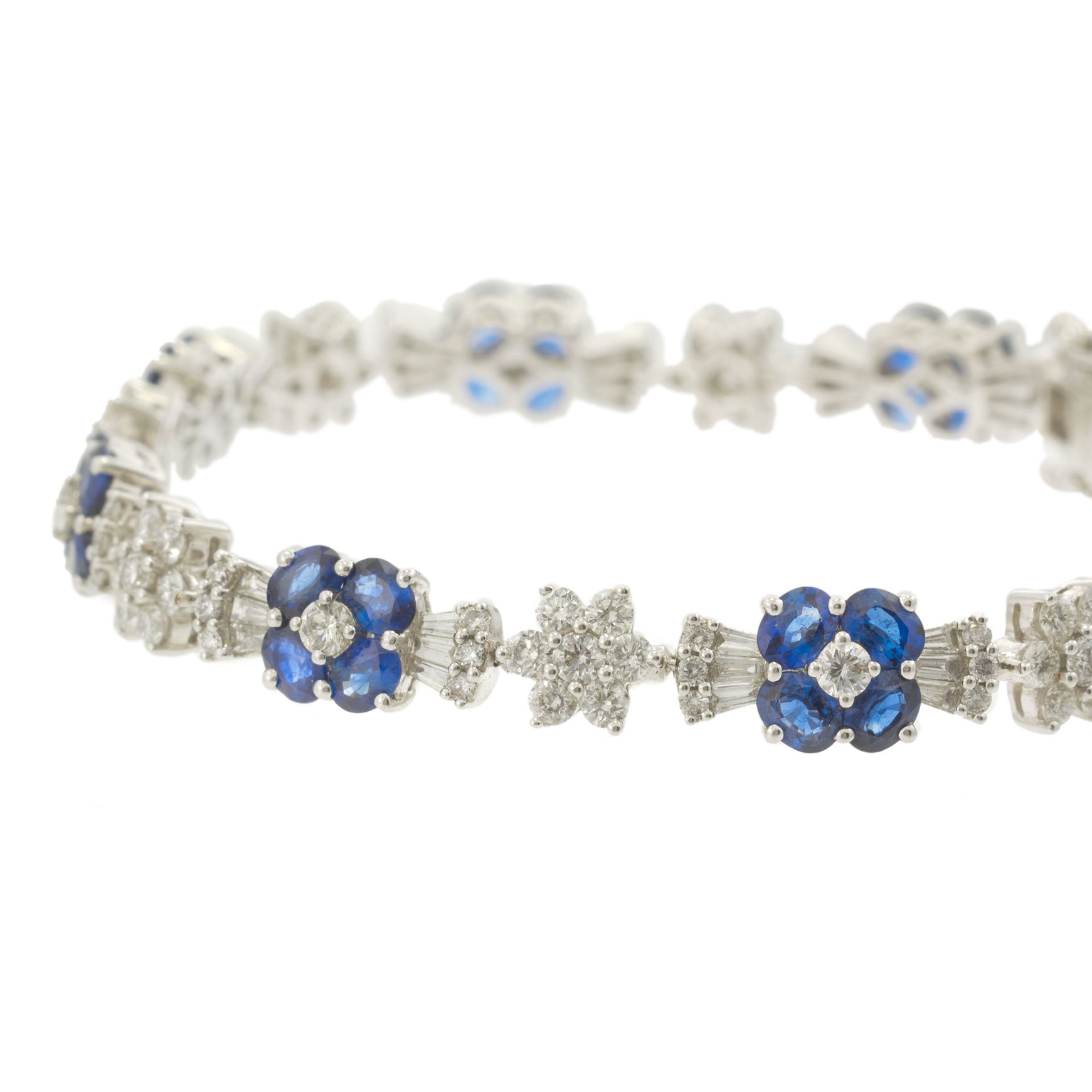 18kt White Gold Sapphire & Diamond Bracelet