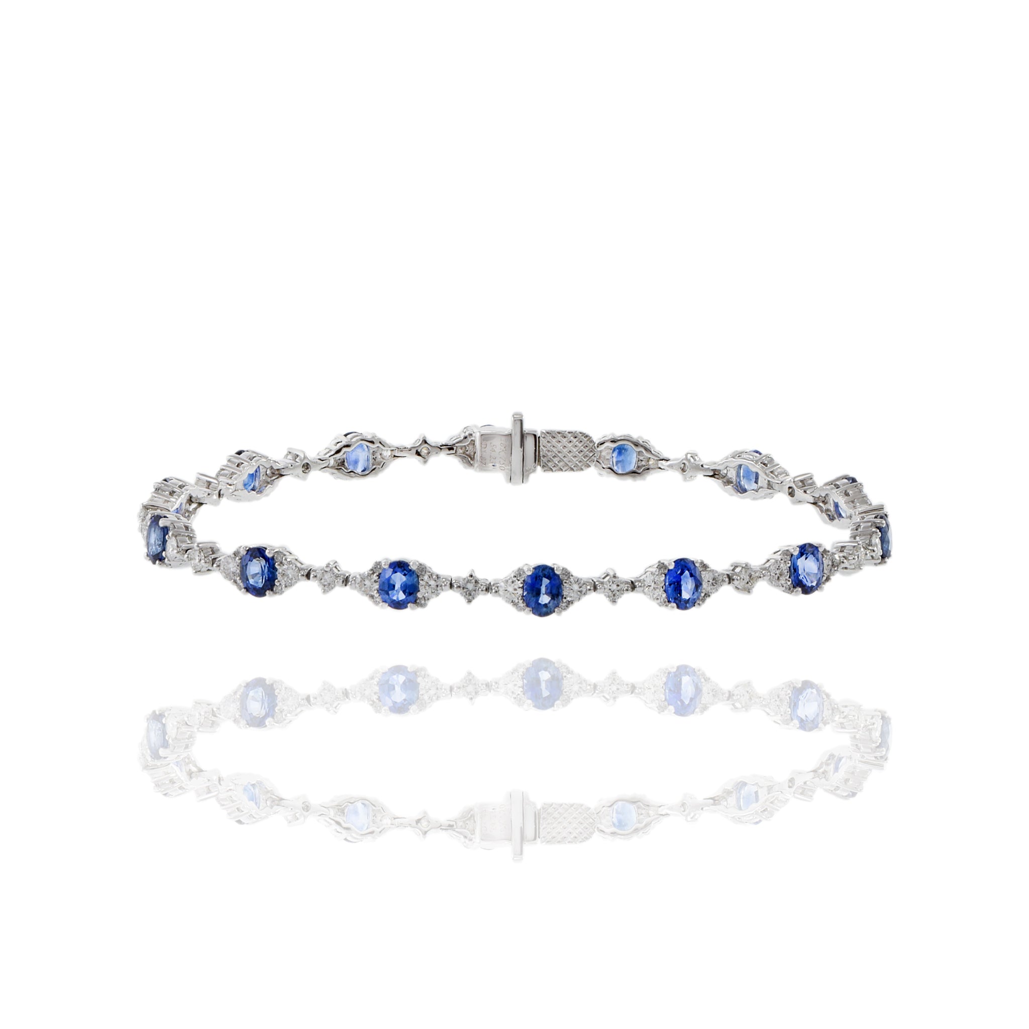 18KT White Gold Oval Cut Blue Sapphire And Diamond Bracelet