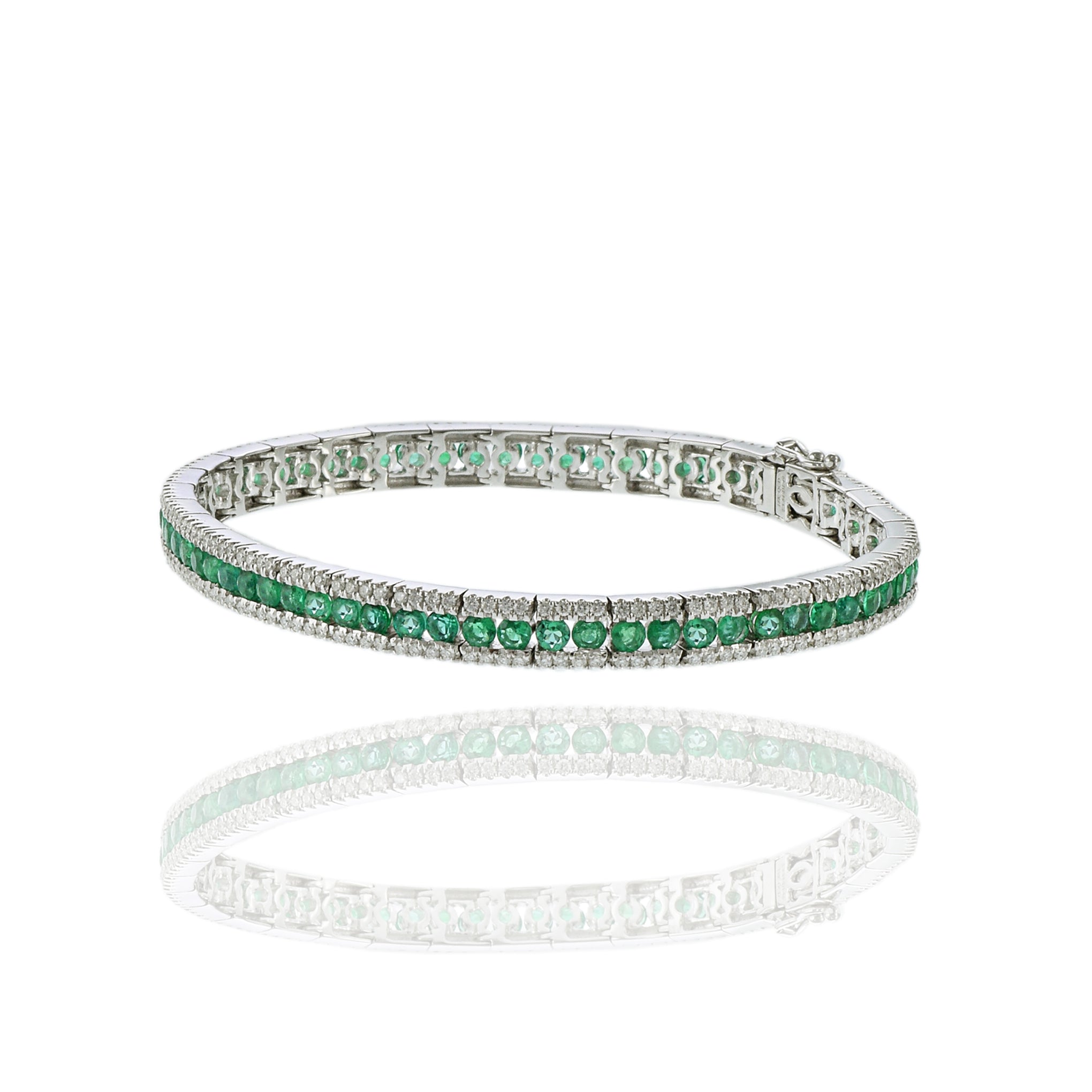 18KT White Gold Bracelet with Round Cut Diamonds and Emeralds