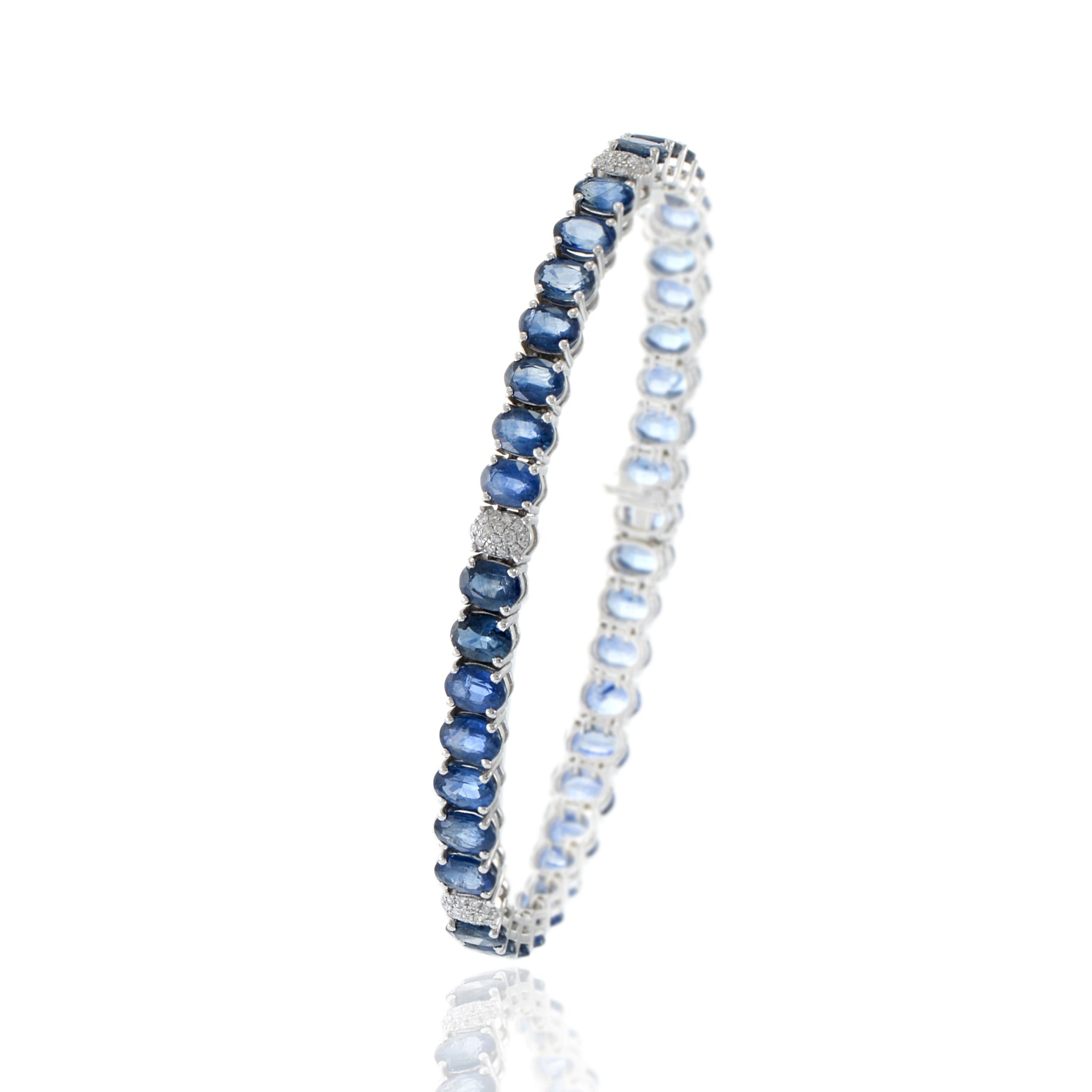 18KT White Gold Oval Sapphire And Diamond Bracelet