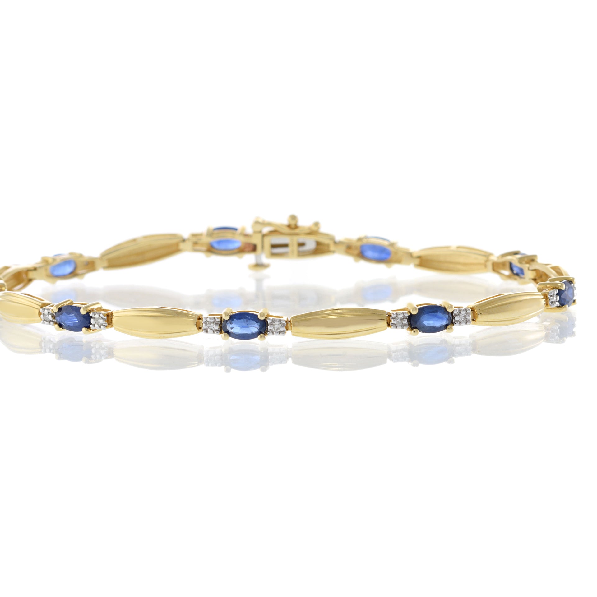 14KT Yellow Gold Bracelet with Round Cut Diamonds and Oval Sapphires