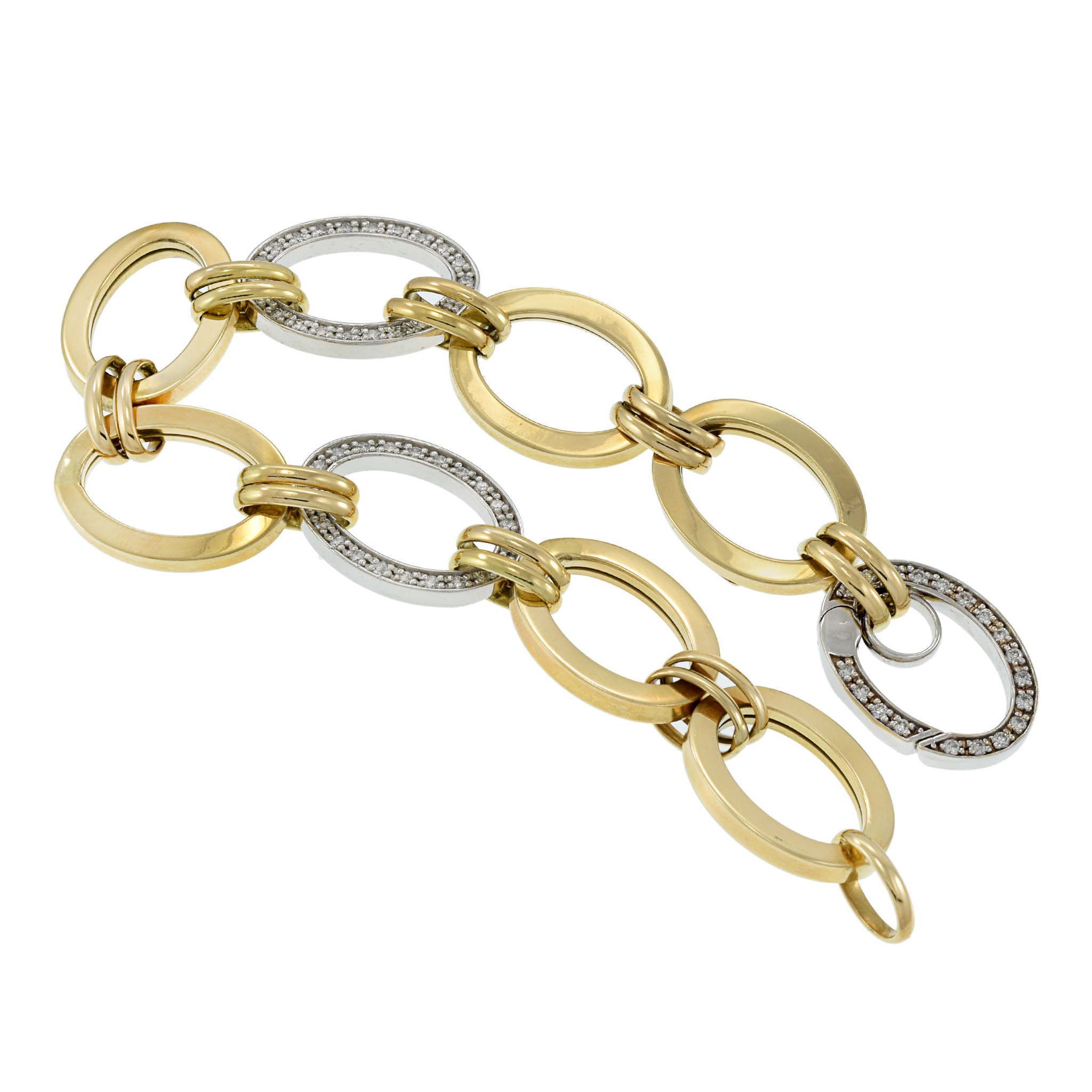 14KT Yellow Gold and Round Cut Diamonds Oval Open Links Bracelet