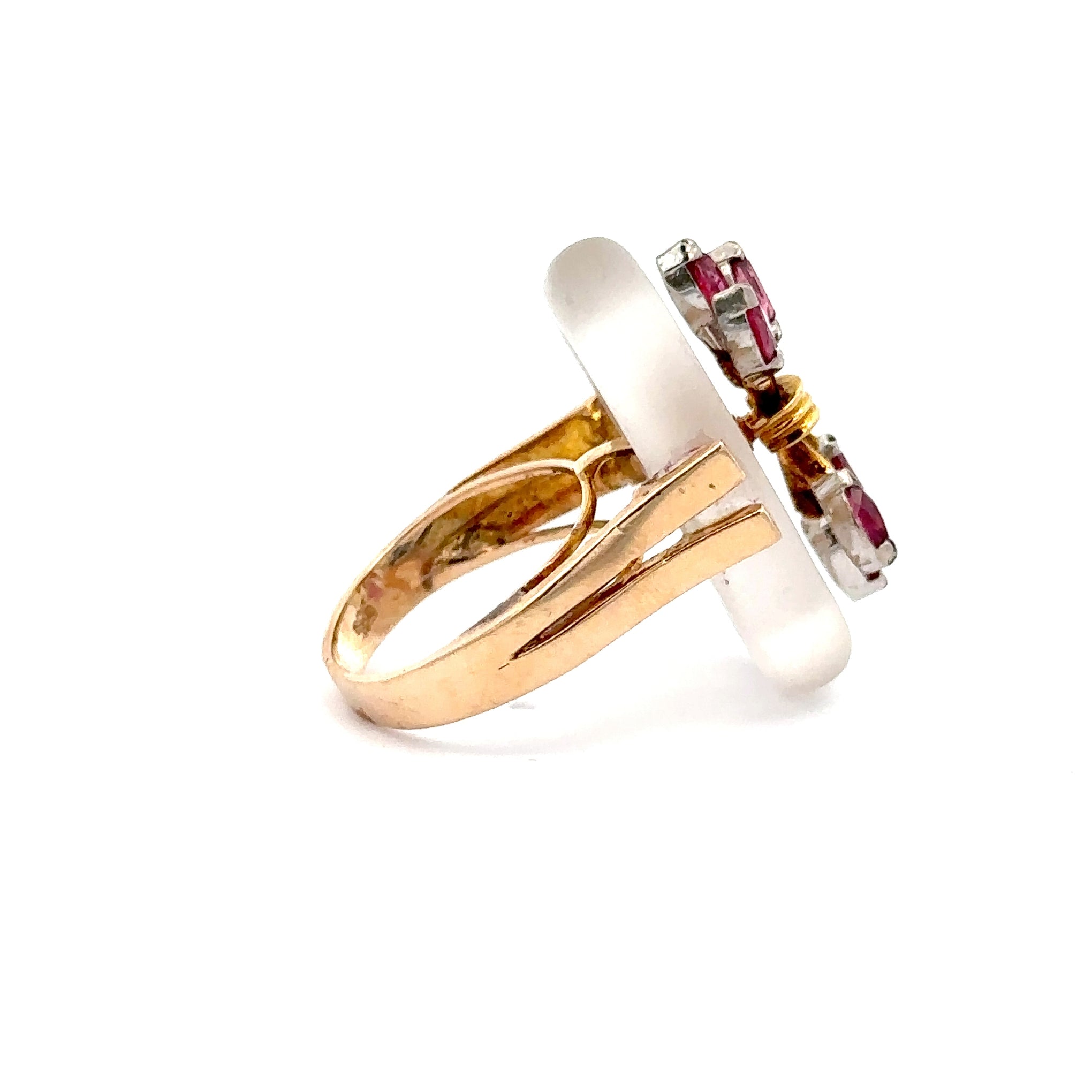 Estate Retro Era 18KT Yellow Gold Oval Quartz And Ruby Cocktail Ring