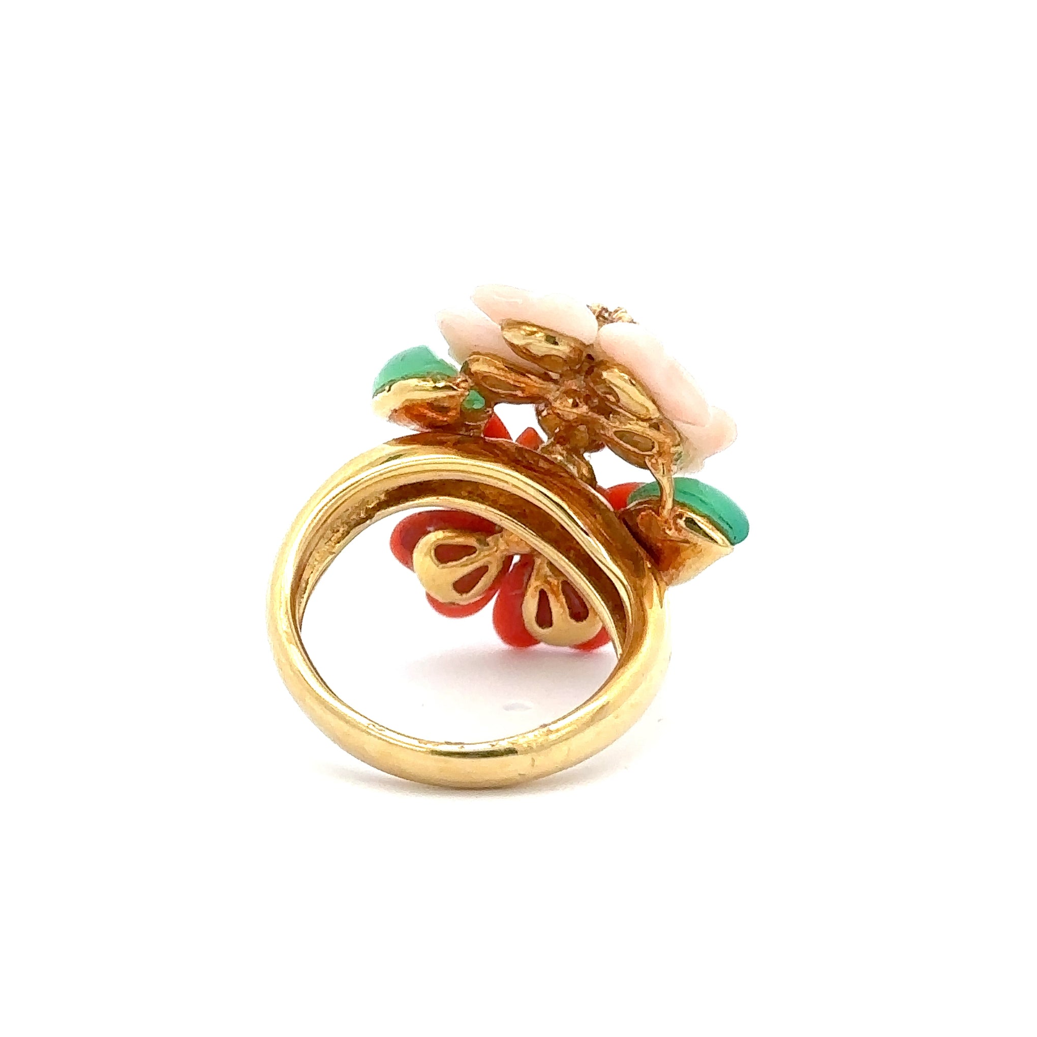 18KT Yellow Gold Estate Coral And Diamond Flower Ring