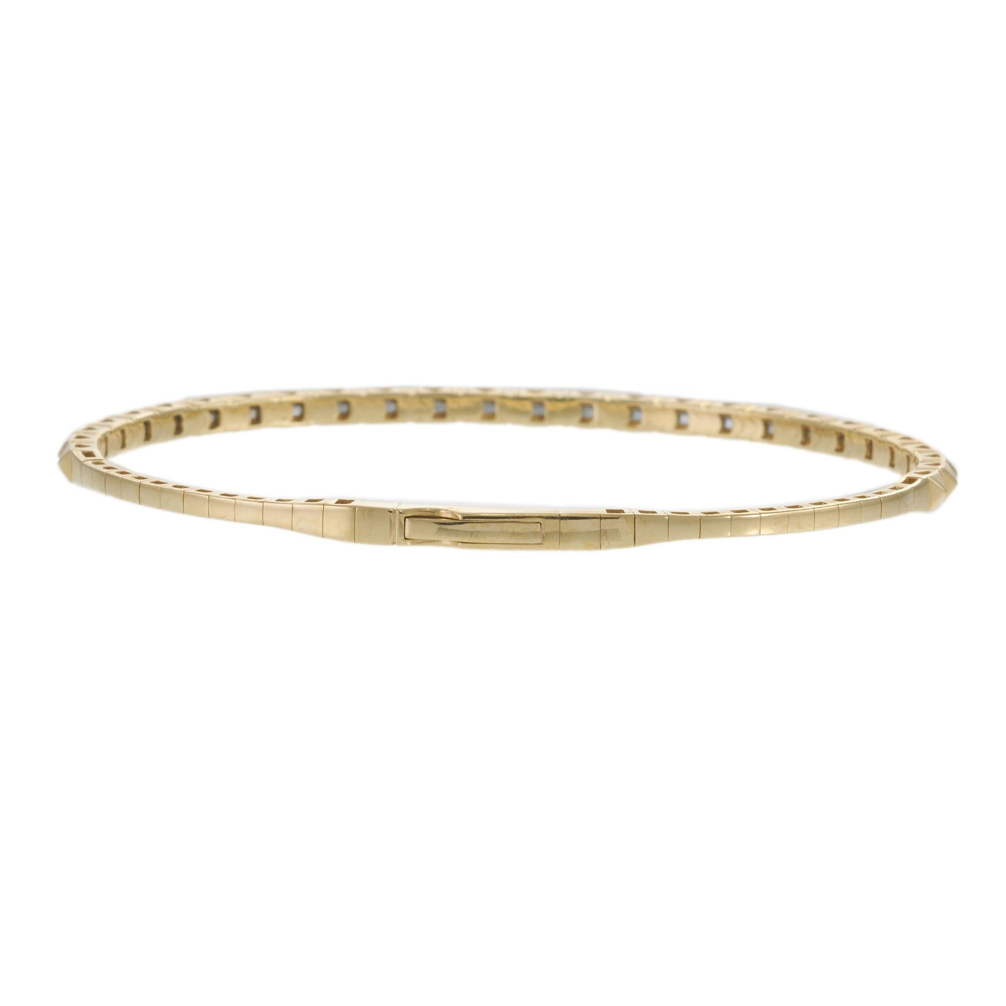 18KT Yellow Gold Diamond Pyramid Link Flex Bangle Bracelet