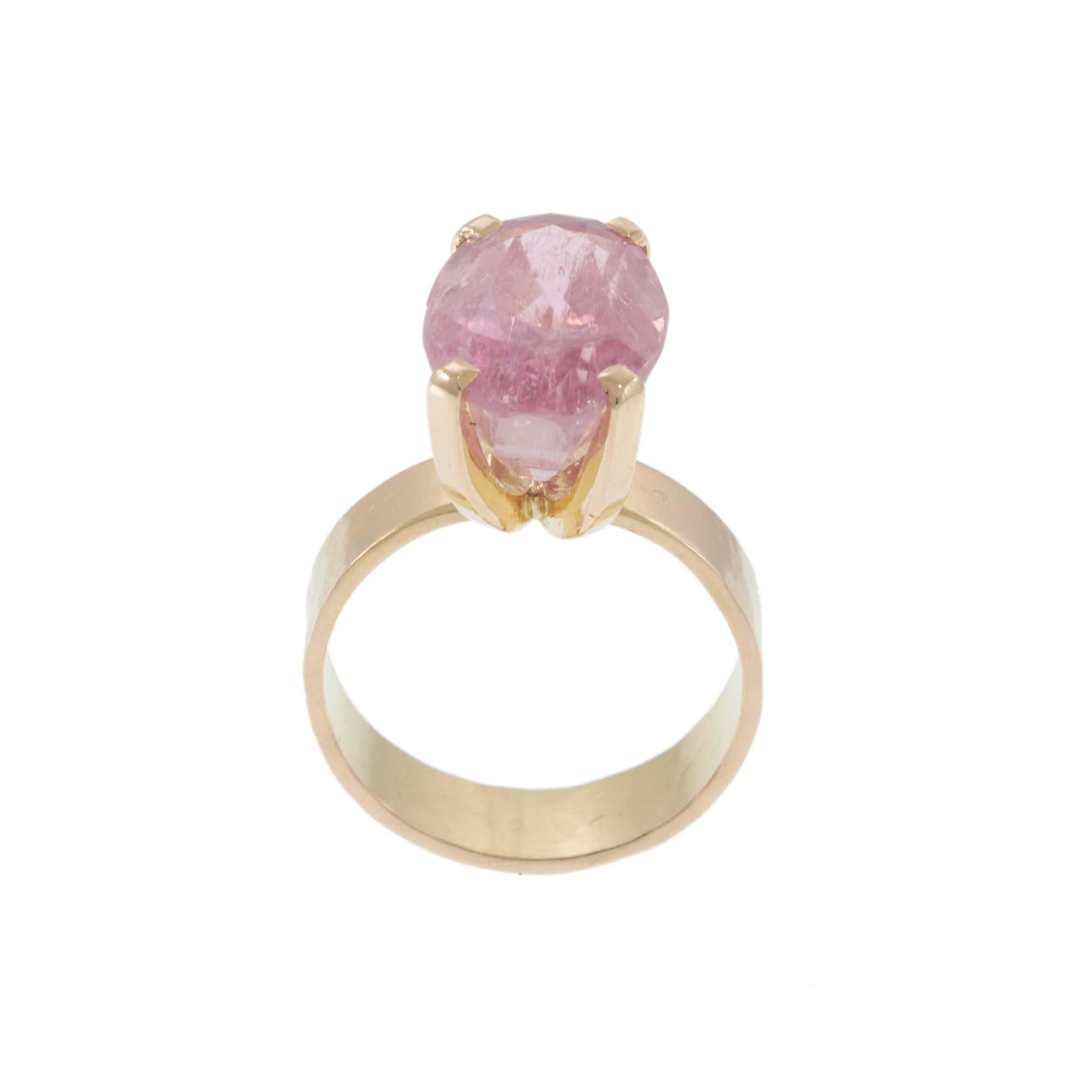 Vintage 18KT Yellow Gold Oval Pink Tourmaline Ring