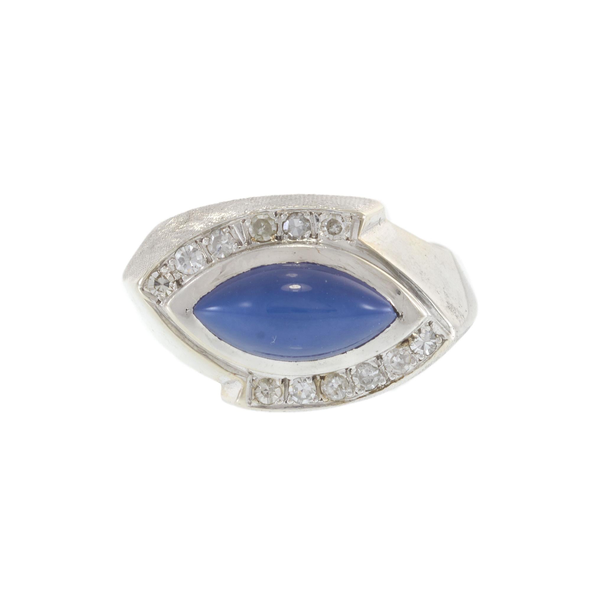Vintage 14KT White Gold Blue Star Sapphire and Diamond Ring 1.80CT