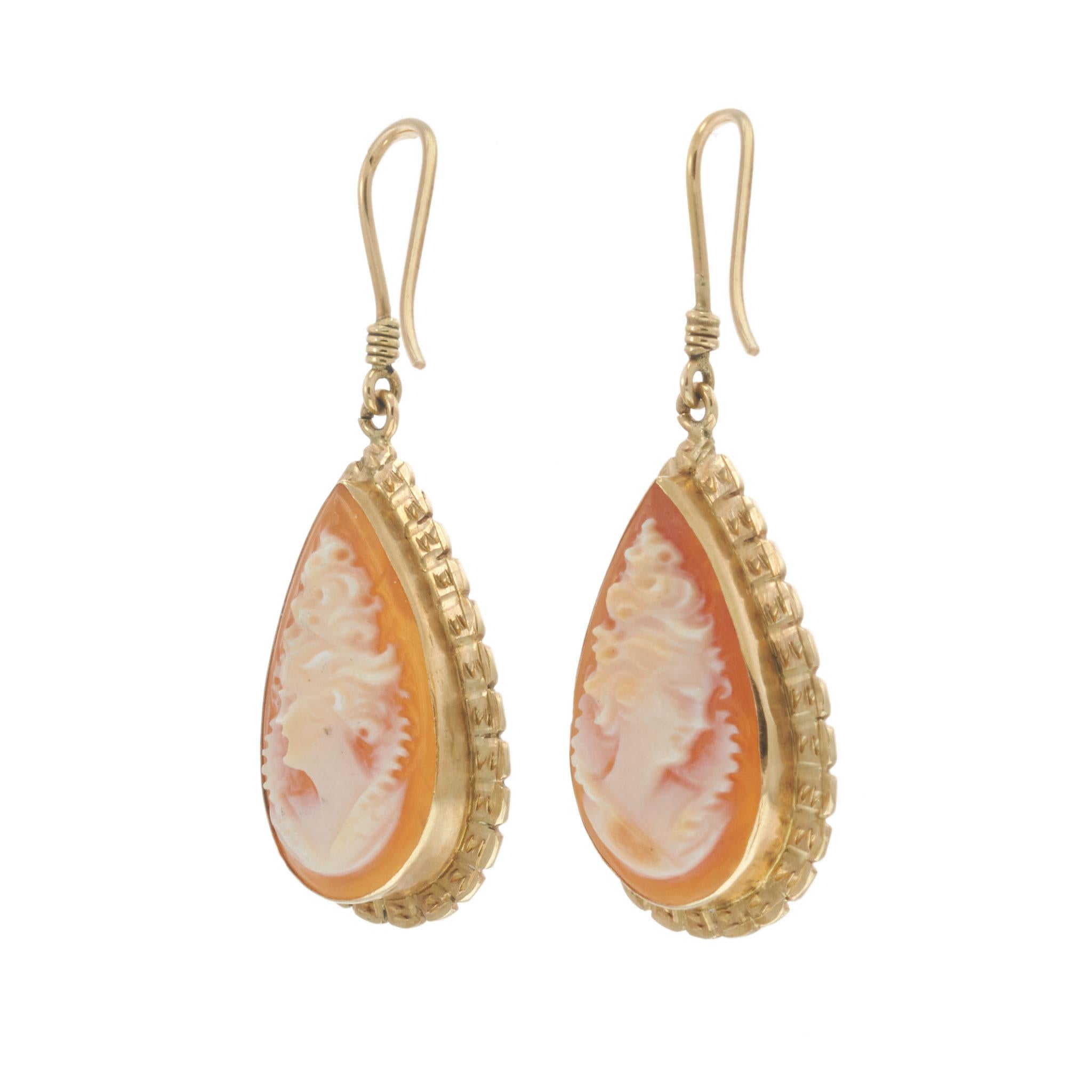 Retro Era Portrait Cameo Drop Earrings in 14KT Yellow Gold