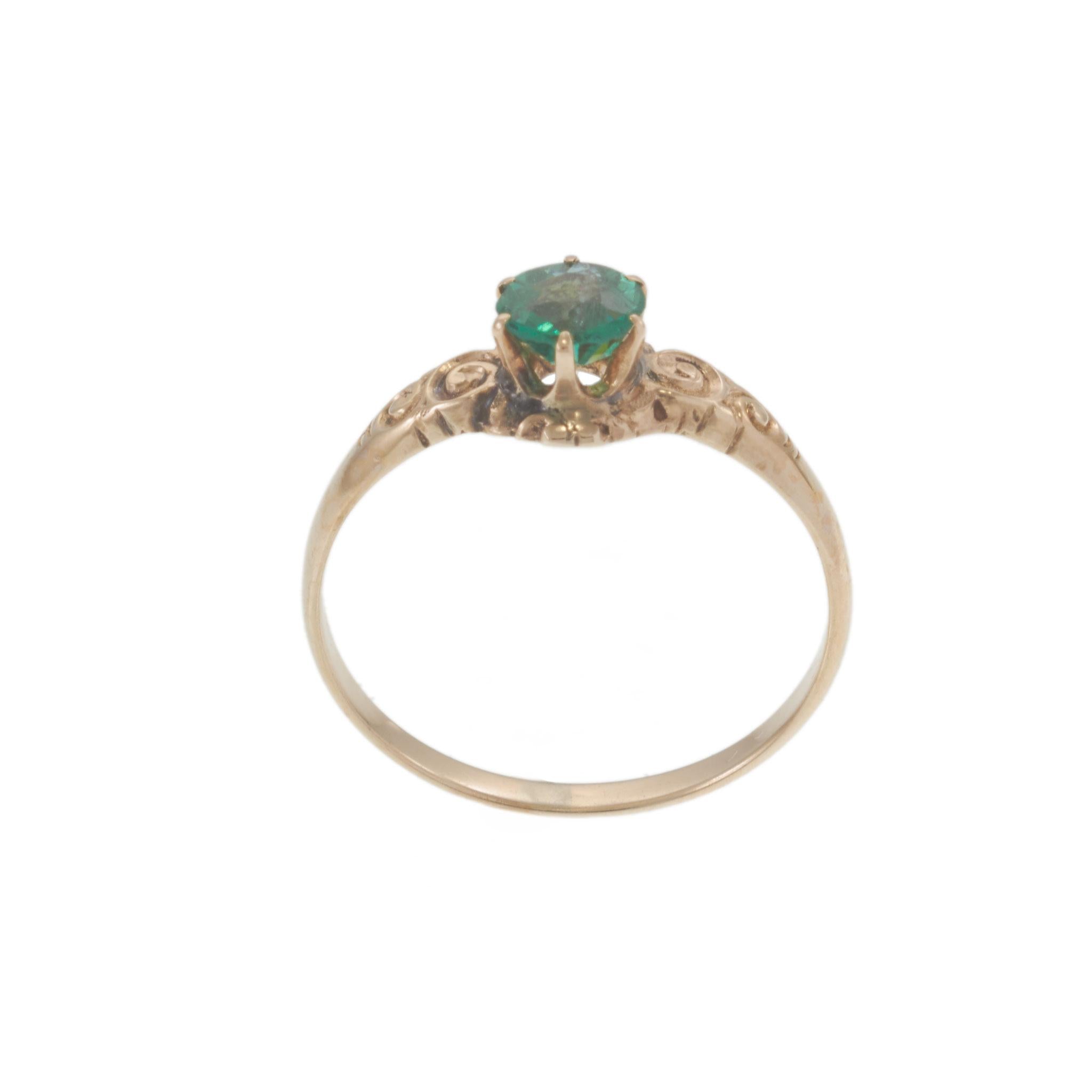 Antique Victorian Era 10KT Yellow Gold Emerald Filigree Ring