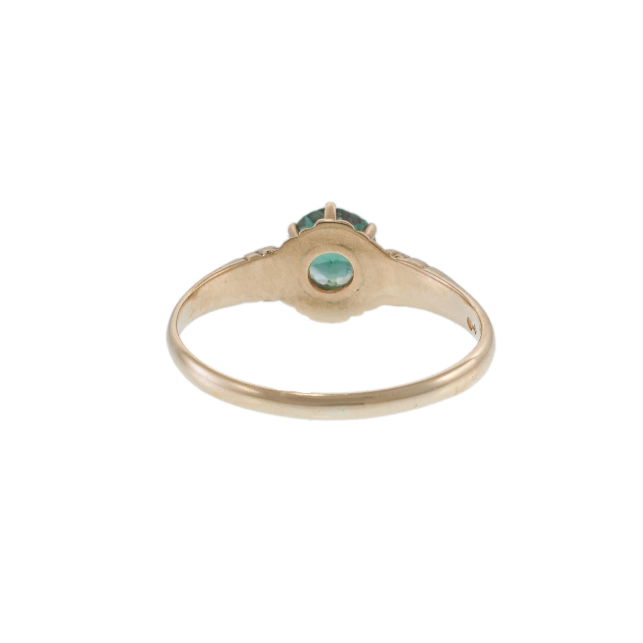 Antique Victorian Era 10KT Yellow Gold Emerald Filigree Ring