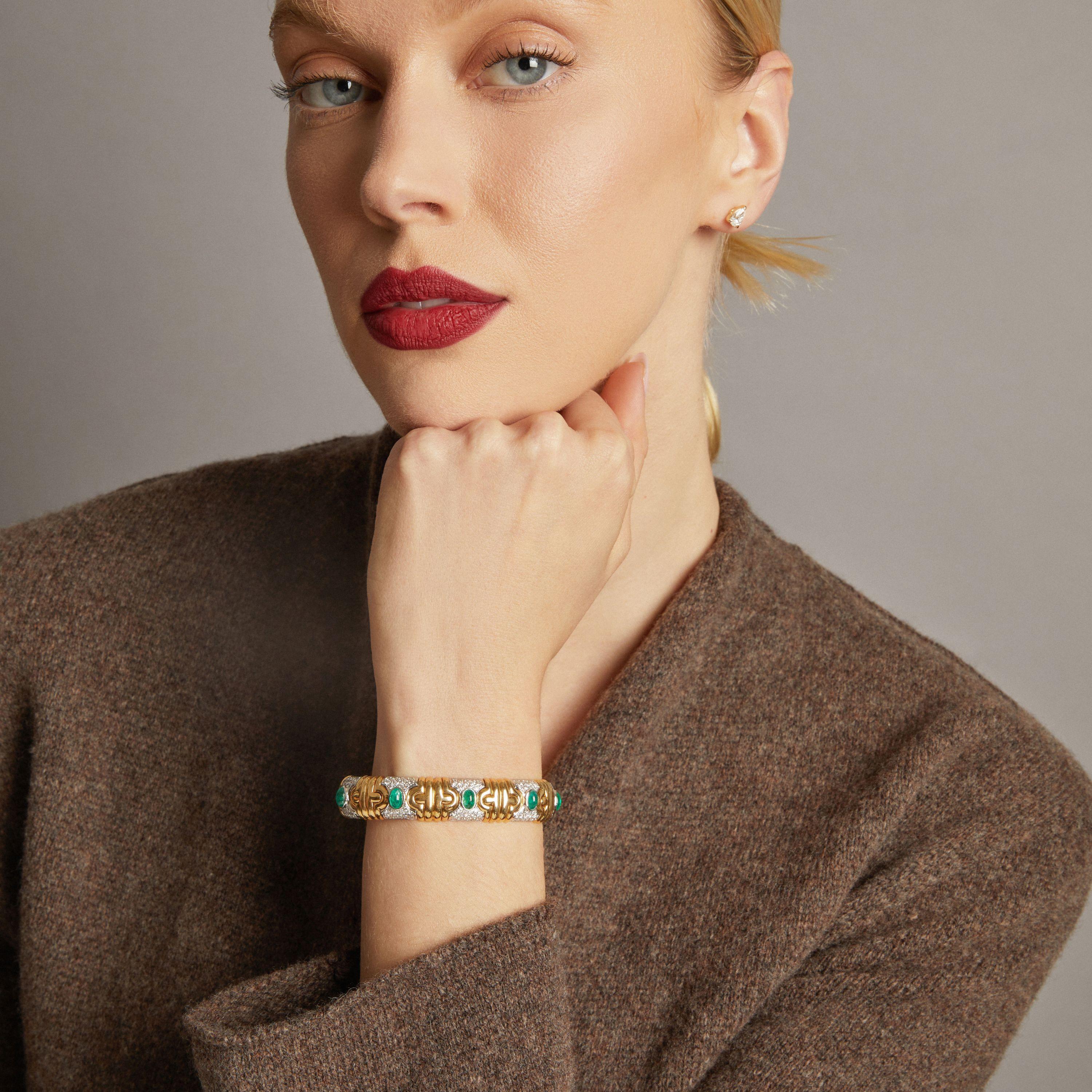 Retro Era 18KT Two-Tone Gold Emerald and Diamond Cabochon Bracelet