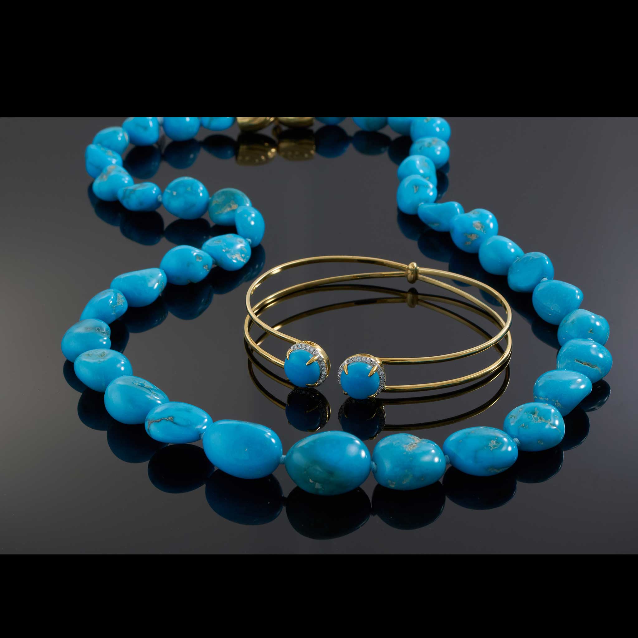 18KT Yellow Gold Turquoise And Diamond Bangle Bracelet