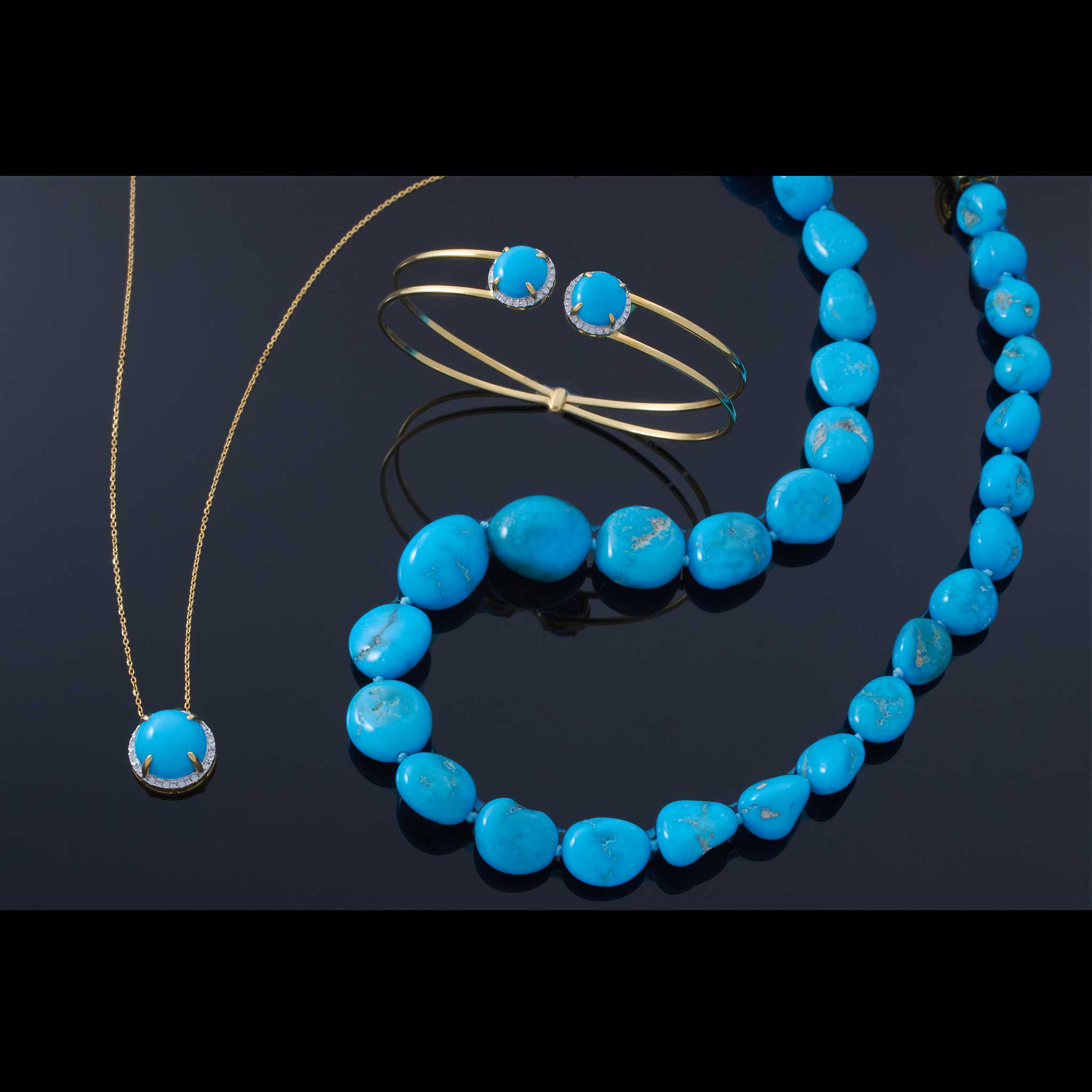 18KT Yellow Gold Round Turquoise And Diamond Necklace