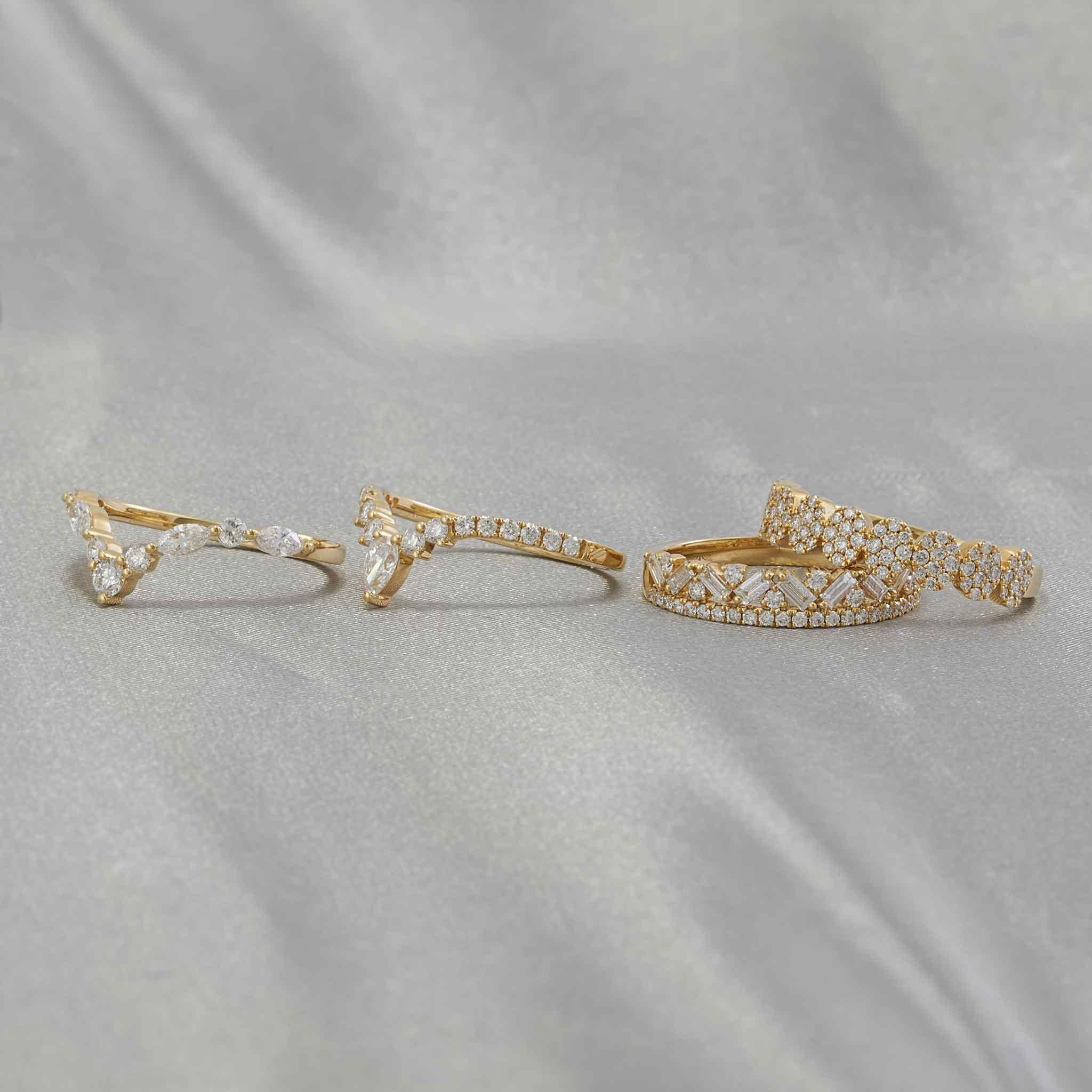 18KT Yellow Gold Round and Baguette Diamond Fancy Design Ring