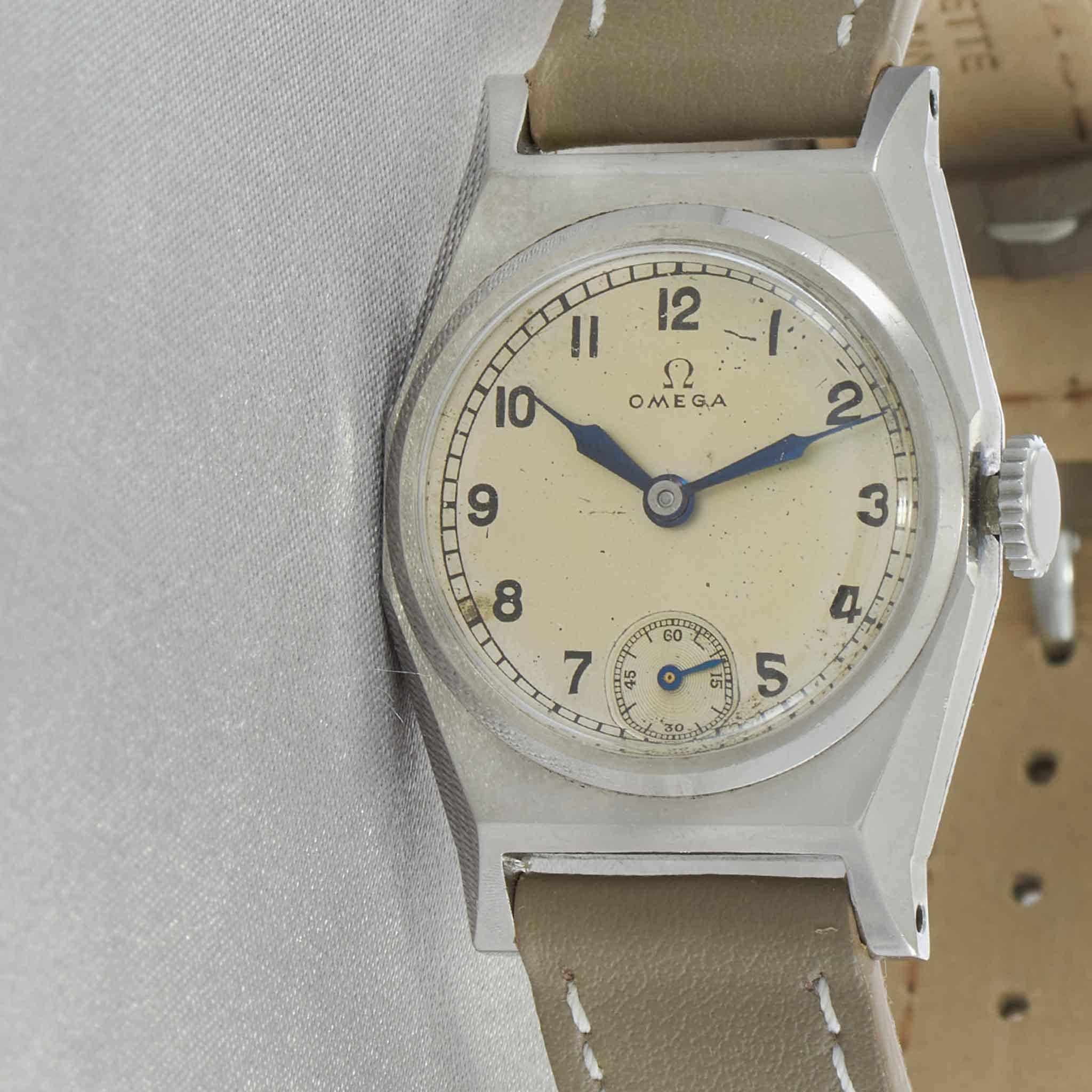 Omega Deco Watch (1936) – 24.5 x 28MM Steel – Cal. T17 Manual Wind